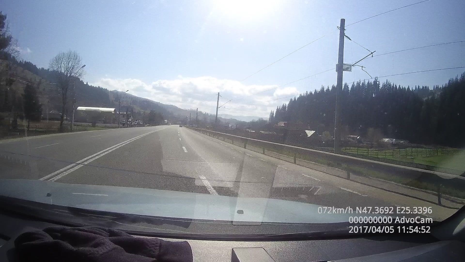 Street view near Casa Borodniuc, Vatra Dornei — © tavi (CC BY-SA · Mapillary)