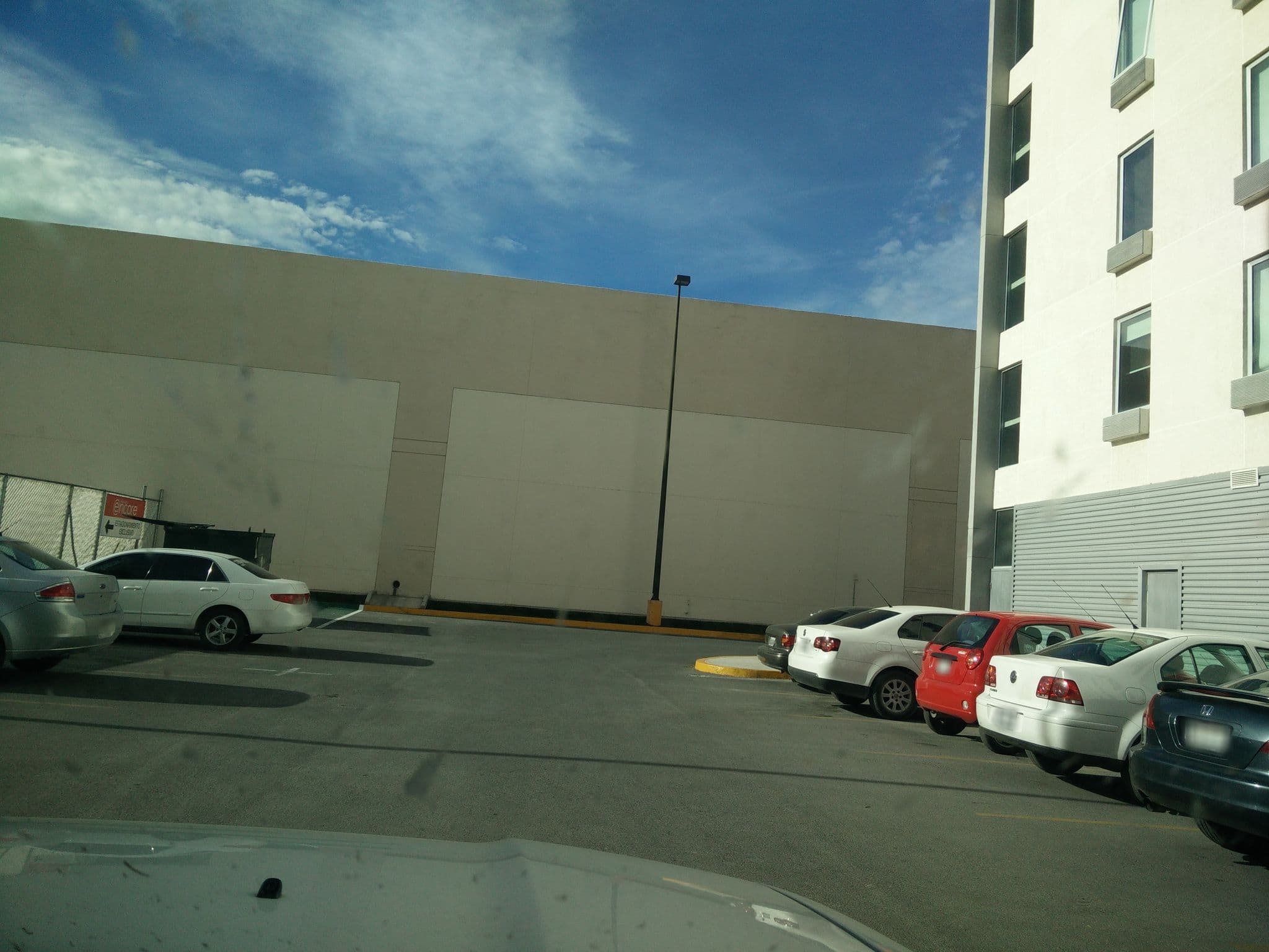 Street view near Ramada Encore, Chihuahua — © ccossio (CC BY-SA · Mapillary)
