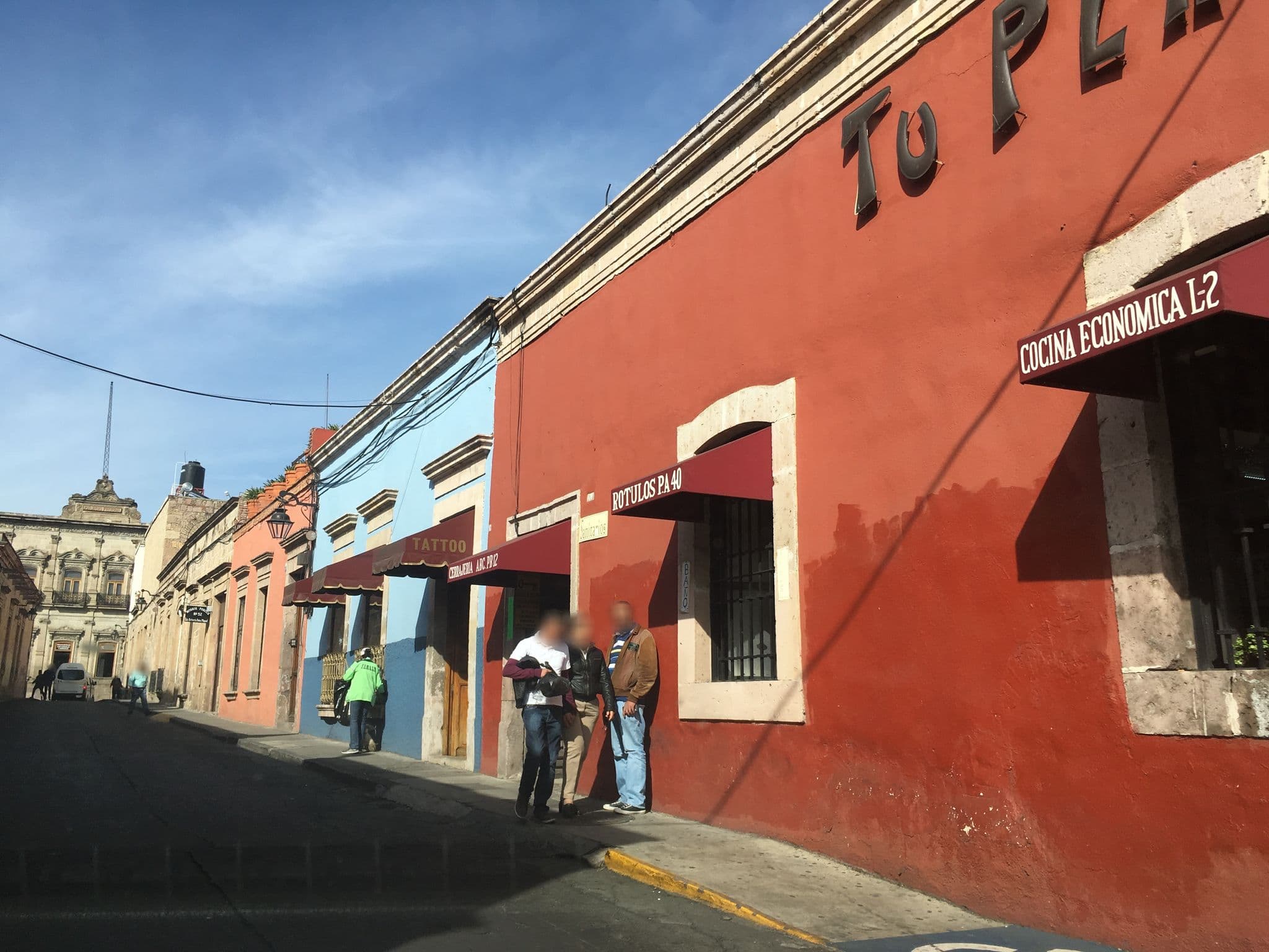 Street view near HOTEL BOUTIQUE Casa de los Sueños, Morelia — © nicovargas (CC BY-SA · Mapillary)