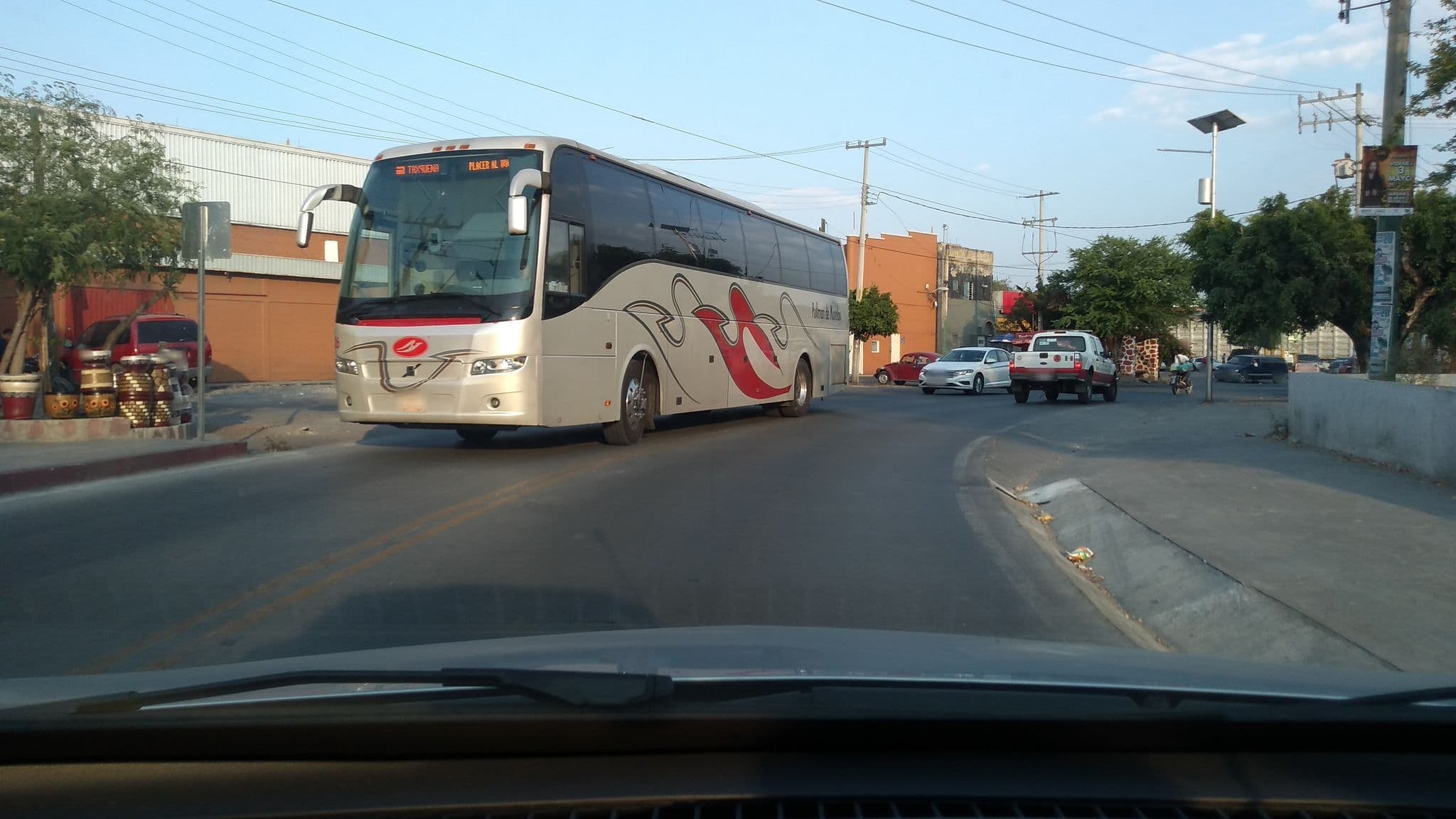 Street view near Hotel Del Sur, Puente de Ixtla — © cenacom (CC BY-SA · Mapillary)