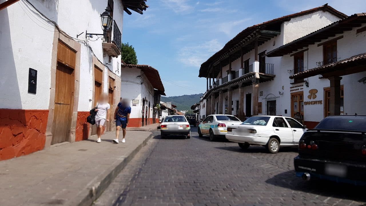 Street view near Posada Del Centro, Valle de Bravo — © mdelatorre (CC BY-SA · Mapillary)