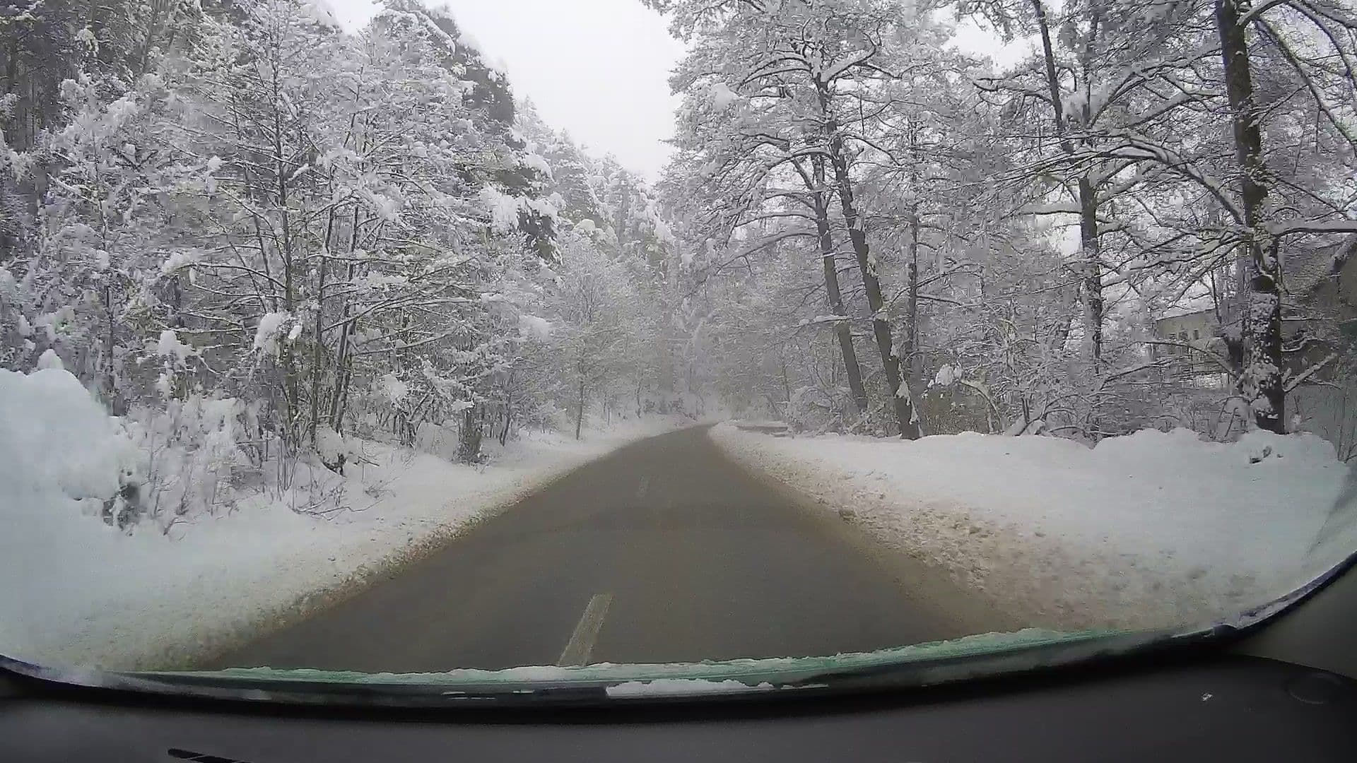Street view near Pensiunea Poiana Verde Tilișca, Tilişca — © tavi (CC BY-SA · Mapillary)