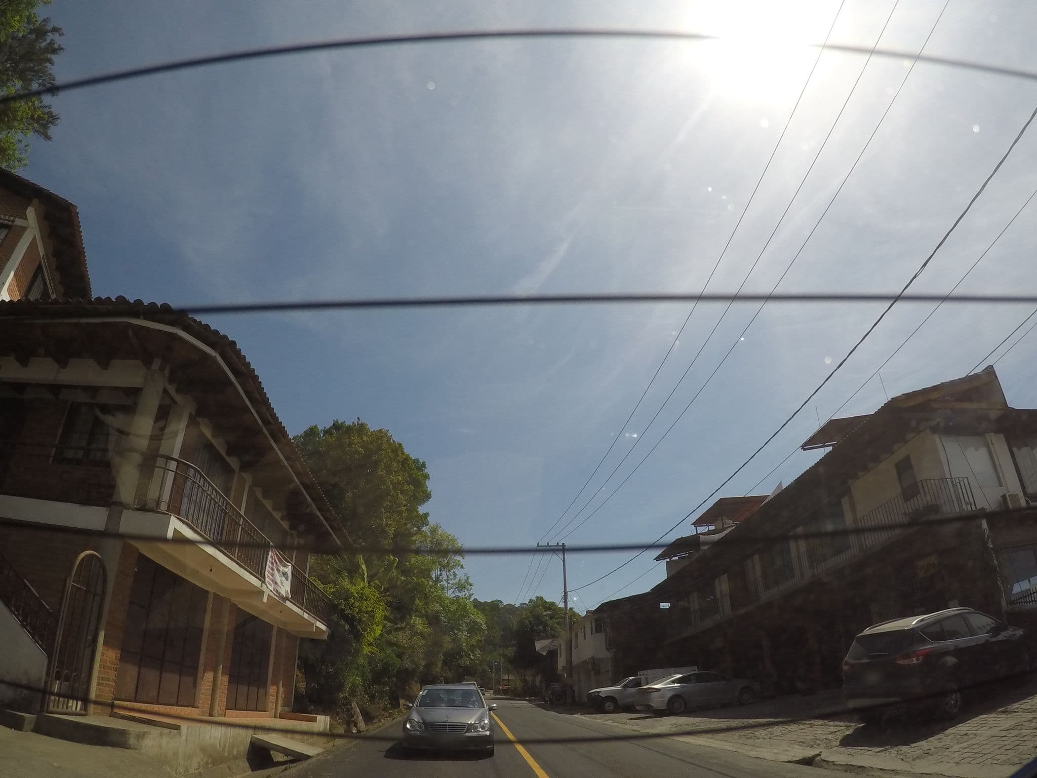 Street view near Cabañas Taos, Valle de Bravo — © ccossio (CC BY-SA · Mapillary)