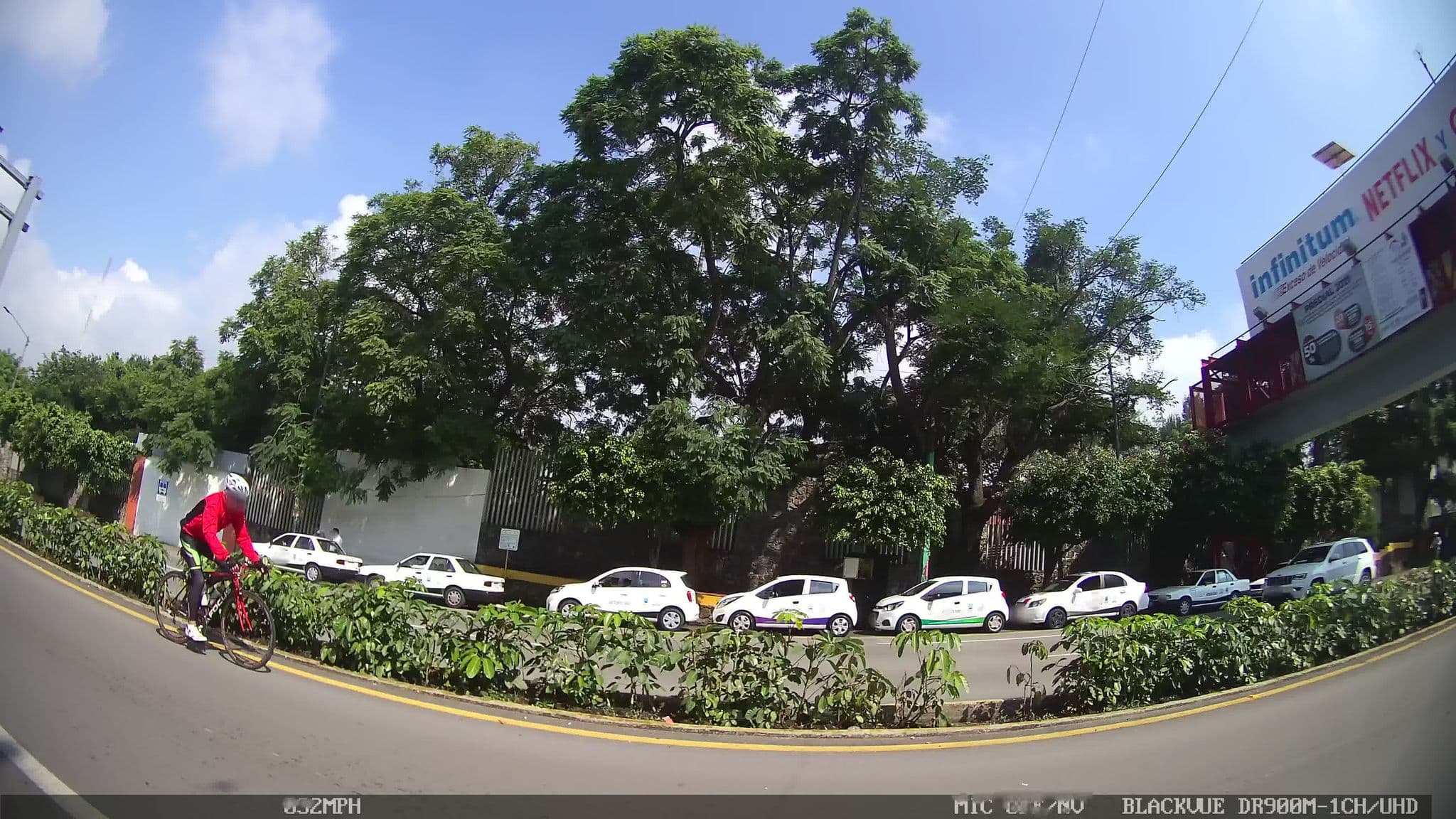 Street view near Hotel GS, Fraccionamiento Lomas de Ahuatlán — © kaart_4 (CC BY-SA · Mapillary)