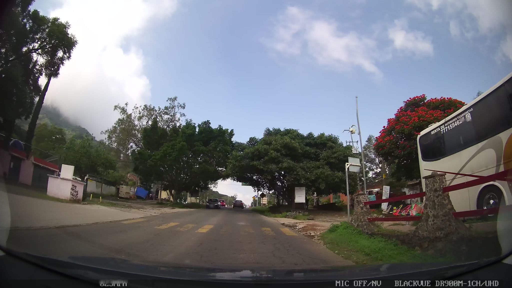 Street view near Posada San Miguel, Tepoztlán — © kaart_4 (CC BY-SA · Mapillary)