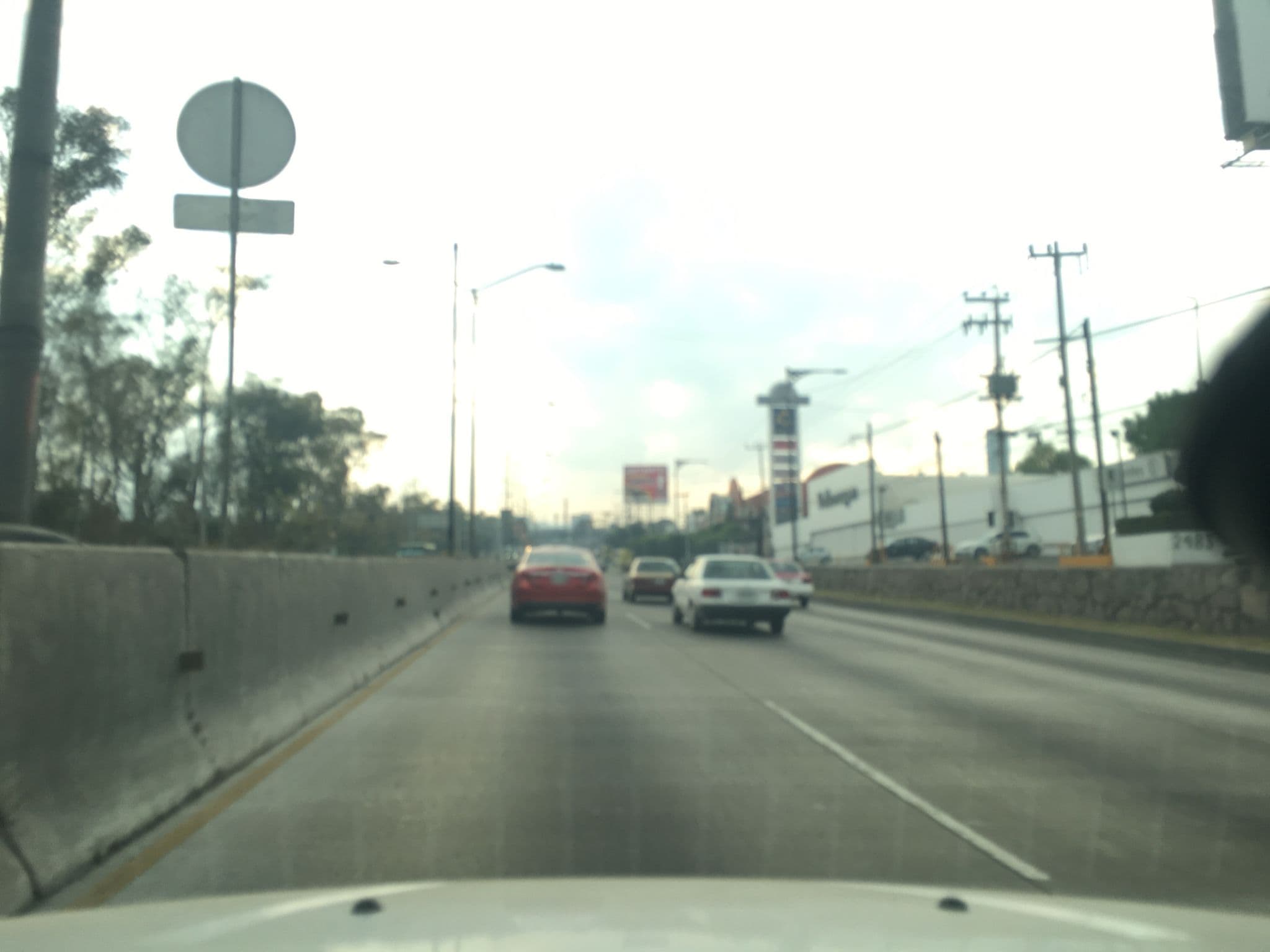 Street view near Motel Cuajimalpa, Col. Bosques de las Lomas — © castanye (CC BY-SA · Mapillary)
