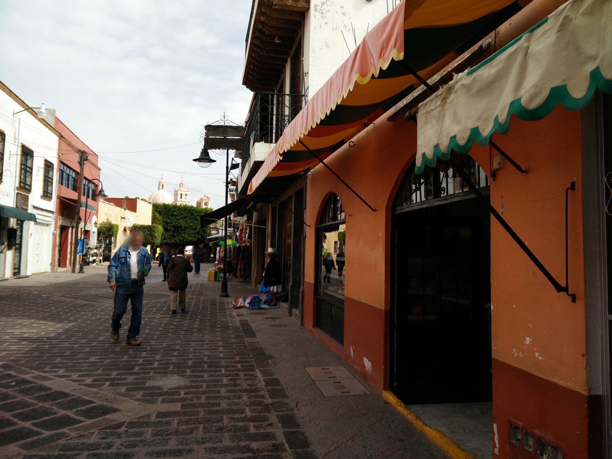 Street view near Restaurante Casa Grande, Tequisquiapan — © ccossio (CC BY-SA · Mapillary)