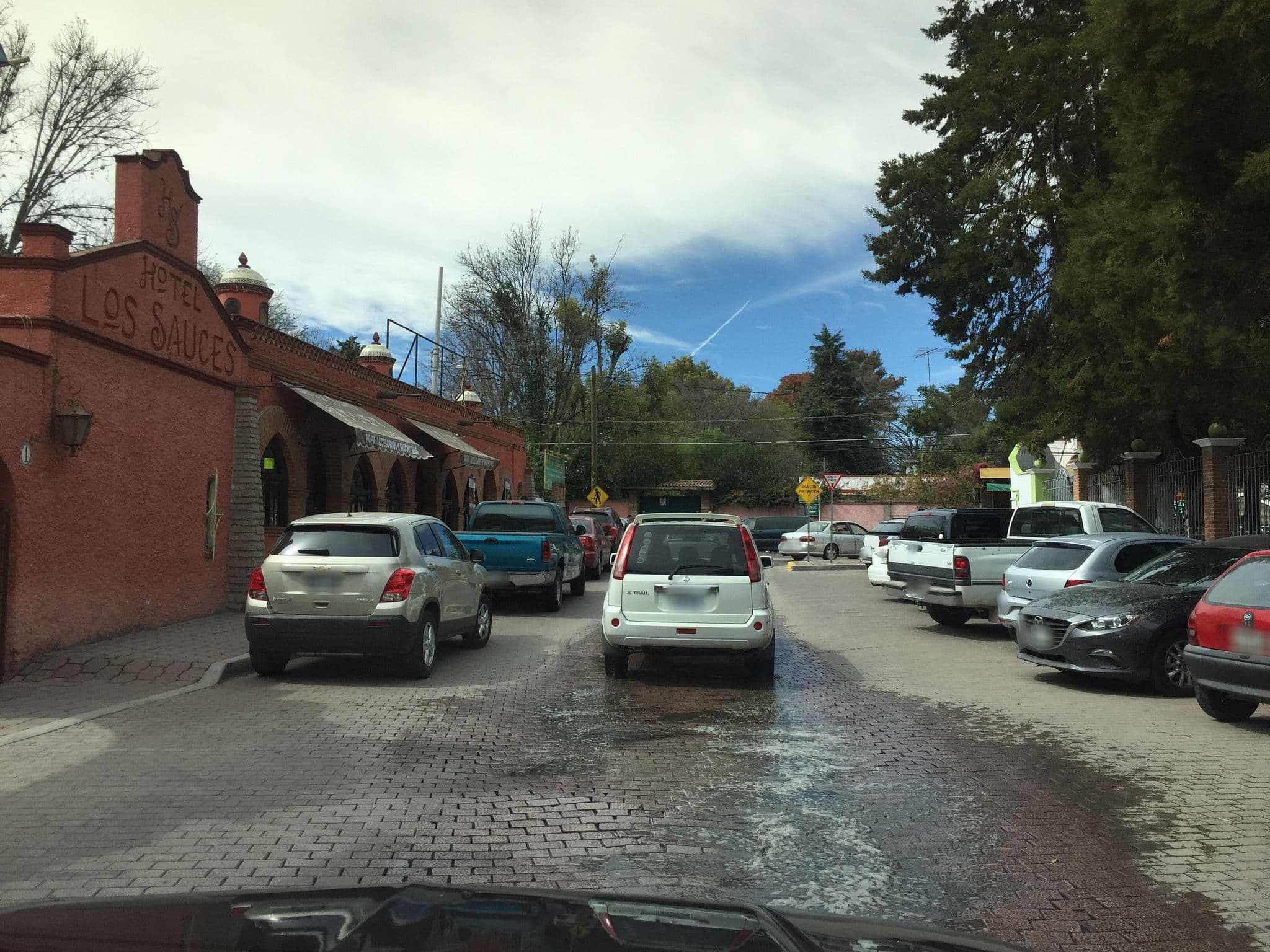 Street view near Mi Hotel, Tequisquiapan — © mapeadora (CC BY-SA · Mapillary)