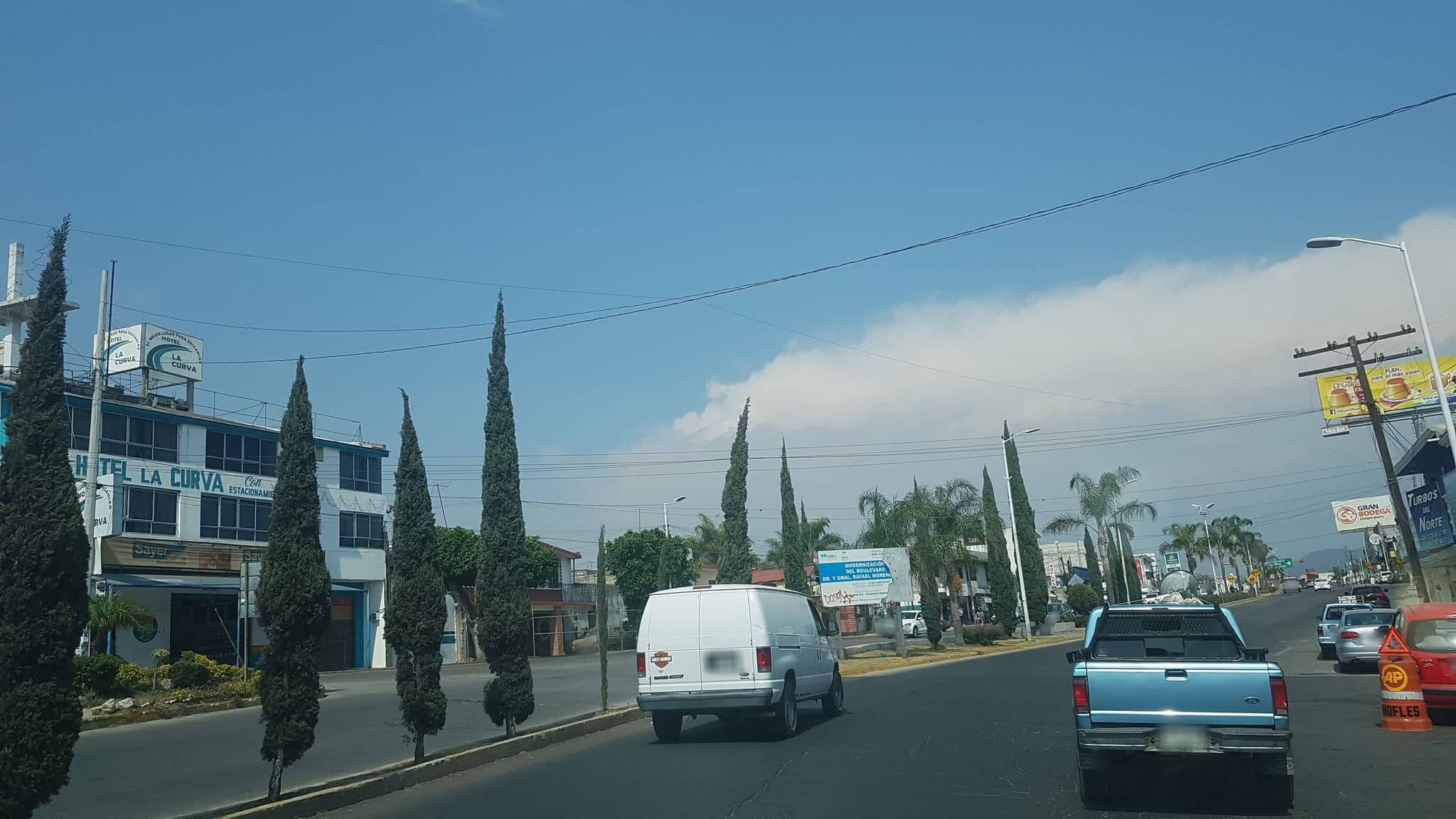 Street view near El mejor clima del mundo Hotel, Atlixco — © cenacom (CC BY-SA · Mapillary)