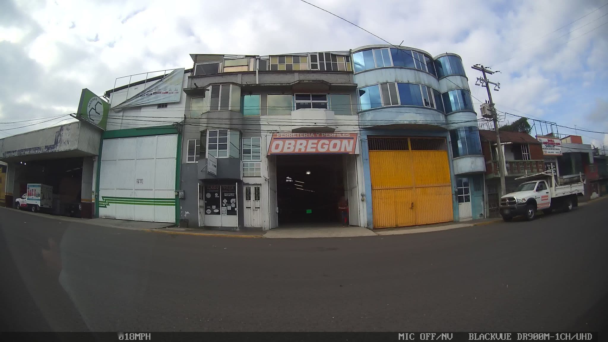 Street view near hotel.martinika, Banderilla — © kaart_2 (CC BY-SA · Mapillary)