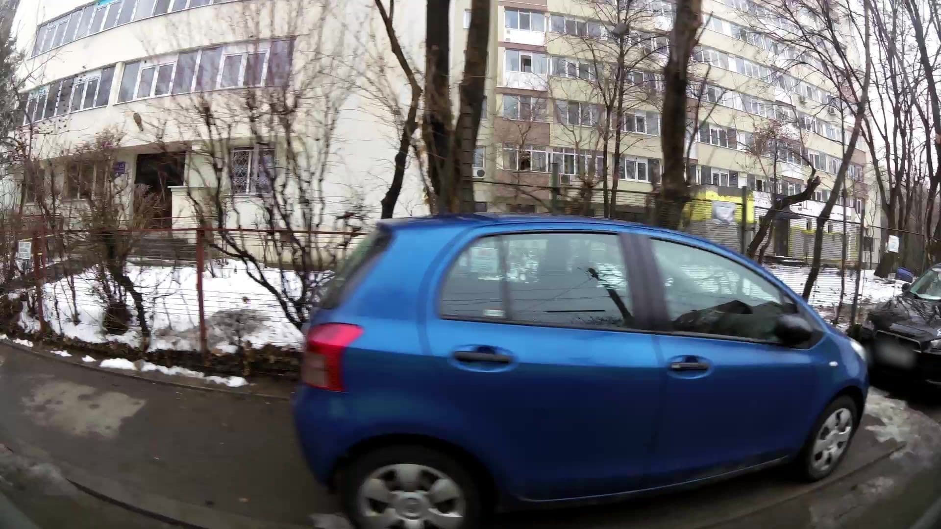 Street view near Bl. 11A, Sector 2 — © kaartcam (CC BY-SA · Mapillary)