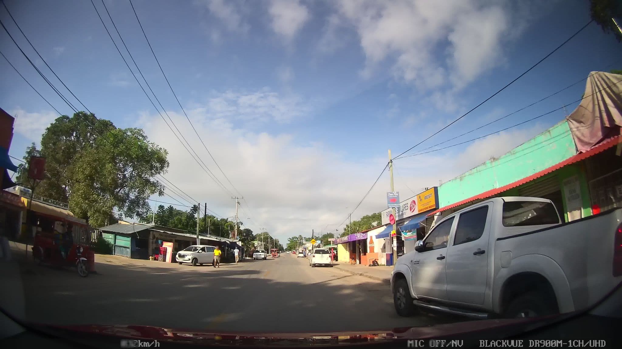 Street view near Pueblo Leona Vicario, Leona Vicario — © kaart_2 (CC BY-SA · Mapillary)