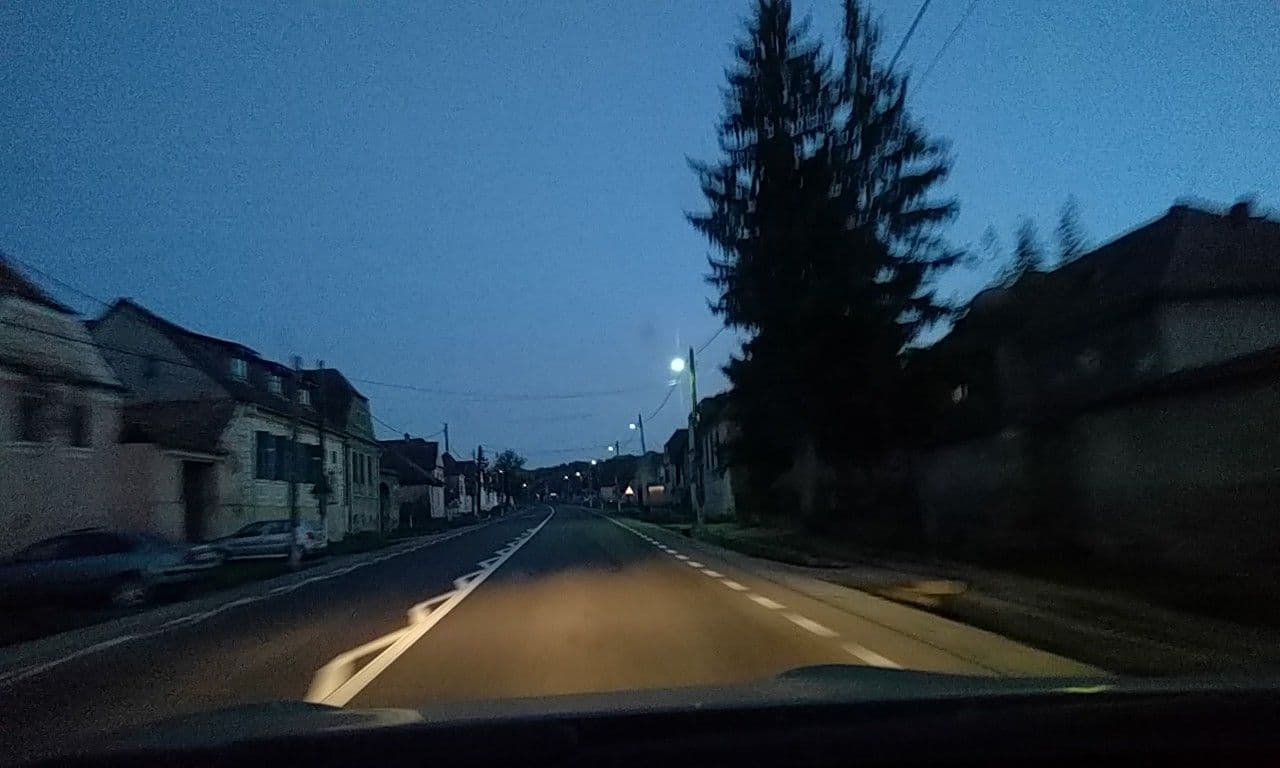 Street view near Pensiunea Cartref, Saschiz — © bogdancandrea (CC BY-SA · Mapillary)