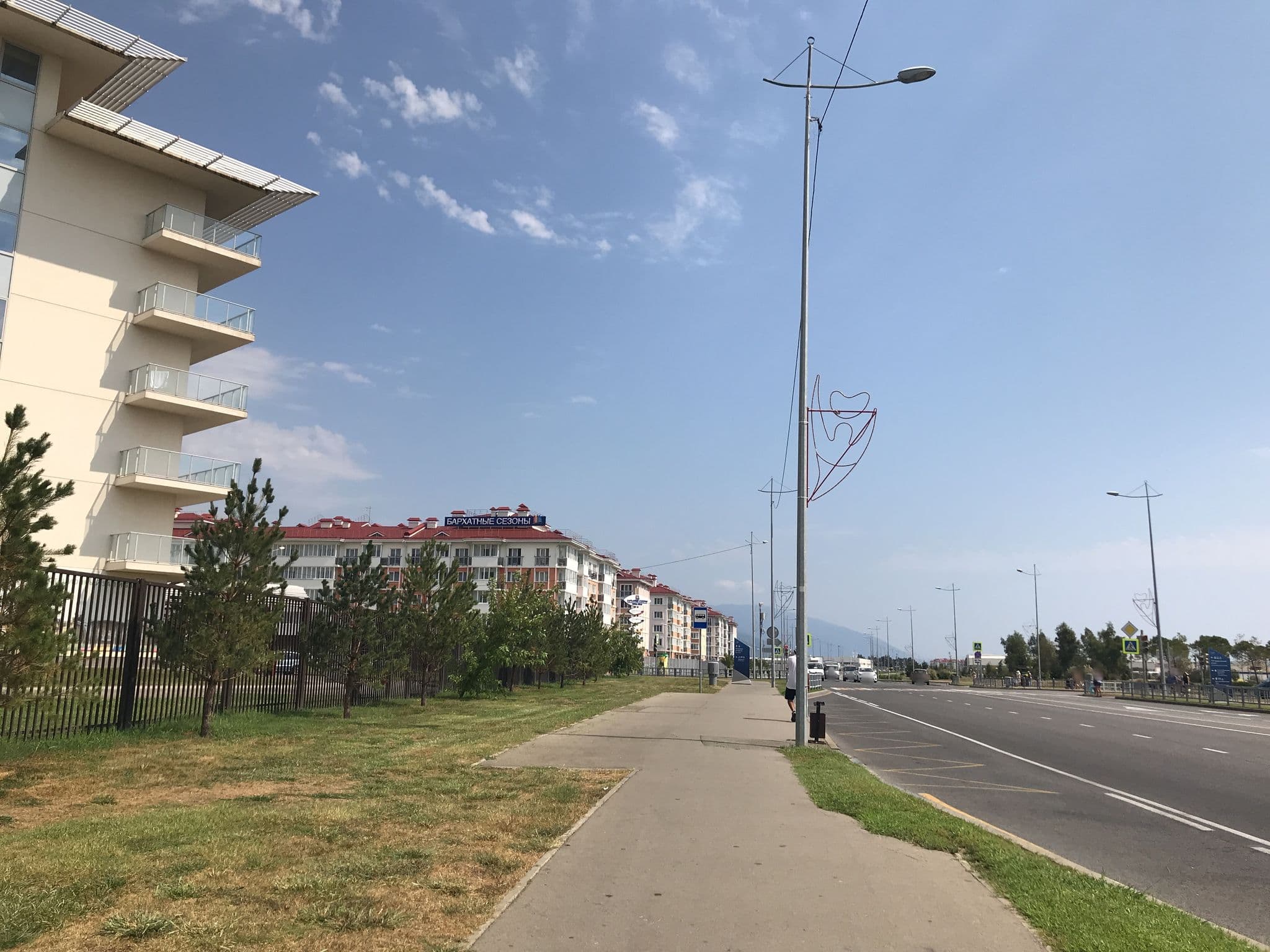 Street view near Room 4-6-35, Sirius — © dinyadinya (CC BY-SA · Mapillary)