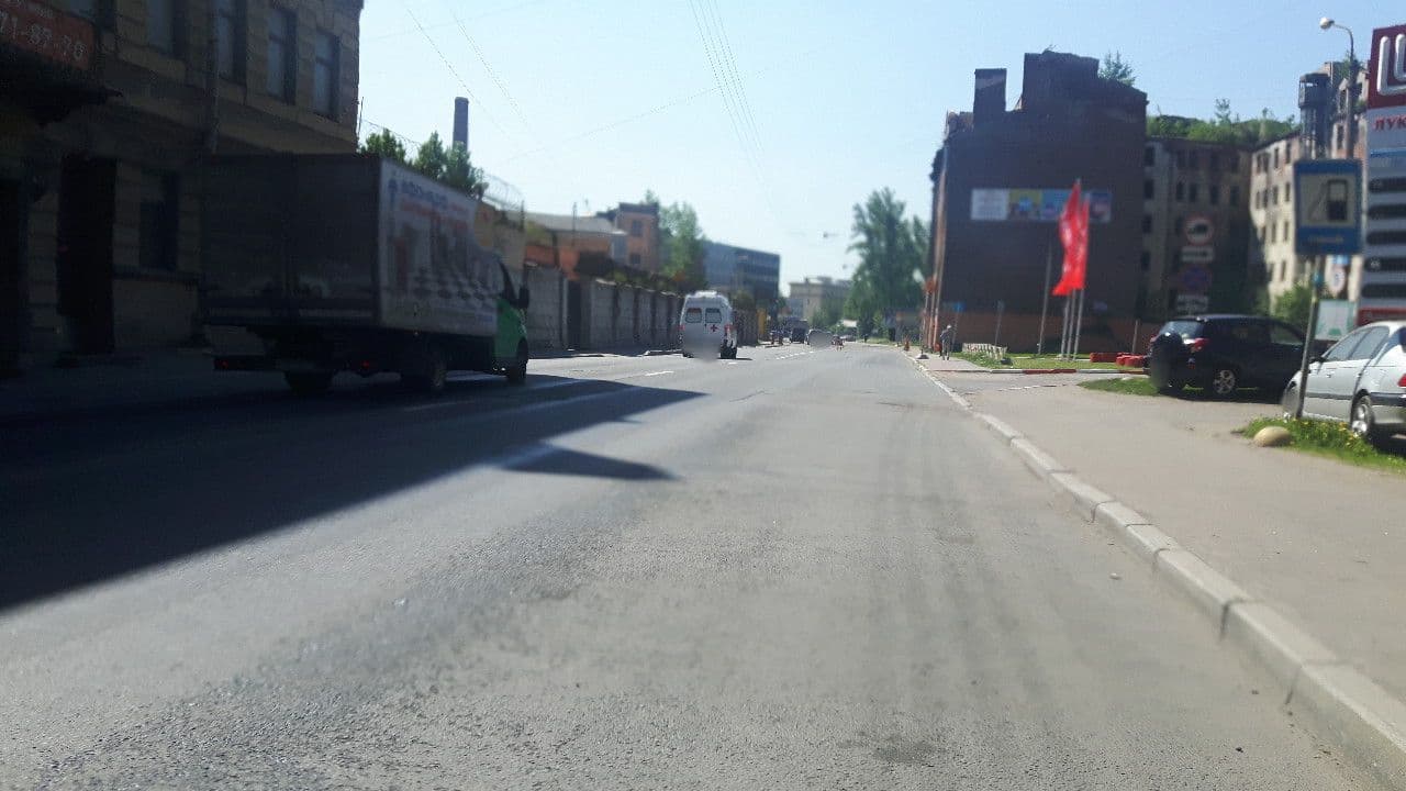 Street view near Rozenshtein Hotel, Admiralteisky — © changchun1 (CC BY-SA · Mapillary)
