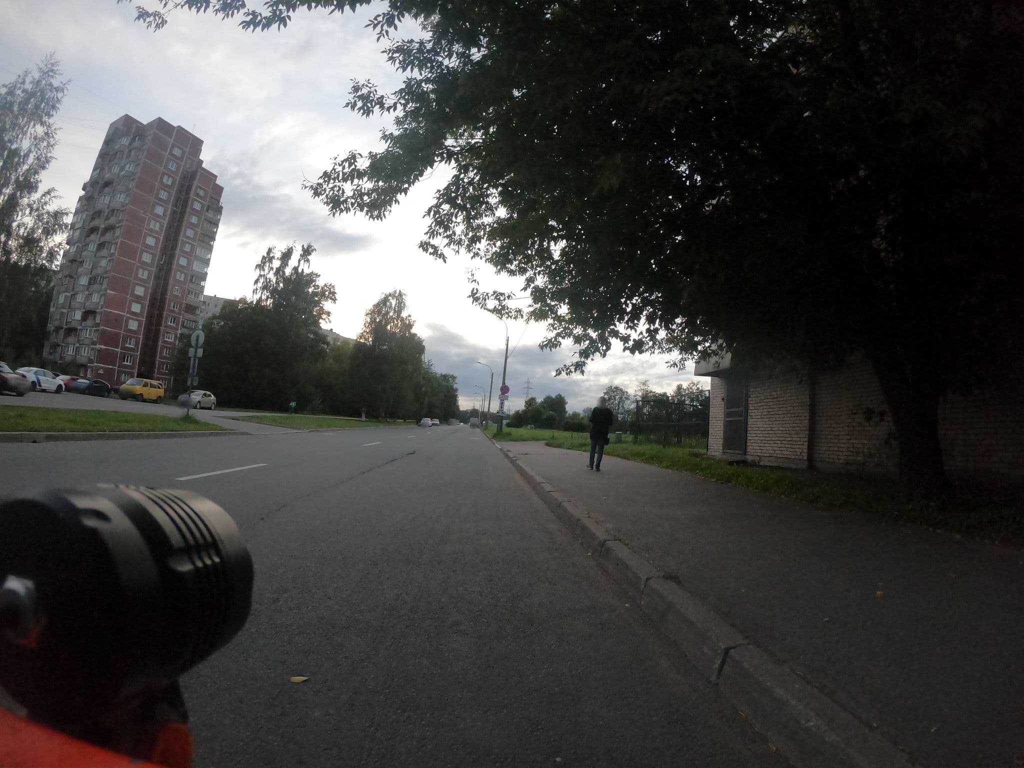 Street view near Гостиница РНИИТО им Р. Р. Вредена. Учебный корпус, Akademicheskoe — © GaMiKo (CC BY-SA · Mapillary)