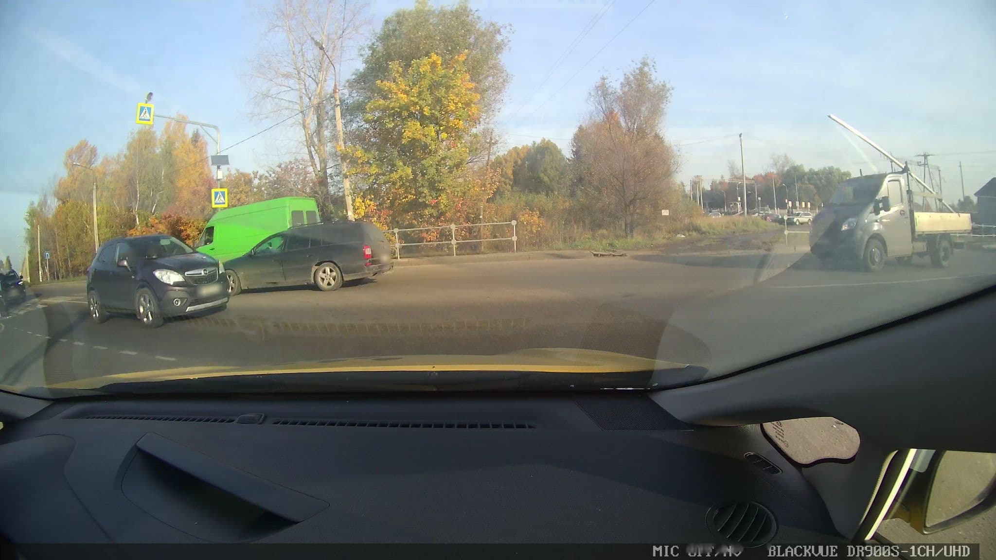 Street view near Гостиница "Взлетная", Domodedovo — © agorshkov (CC BY-SA · Mapillary)