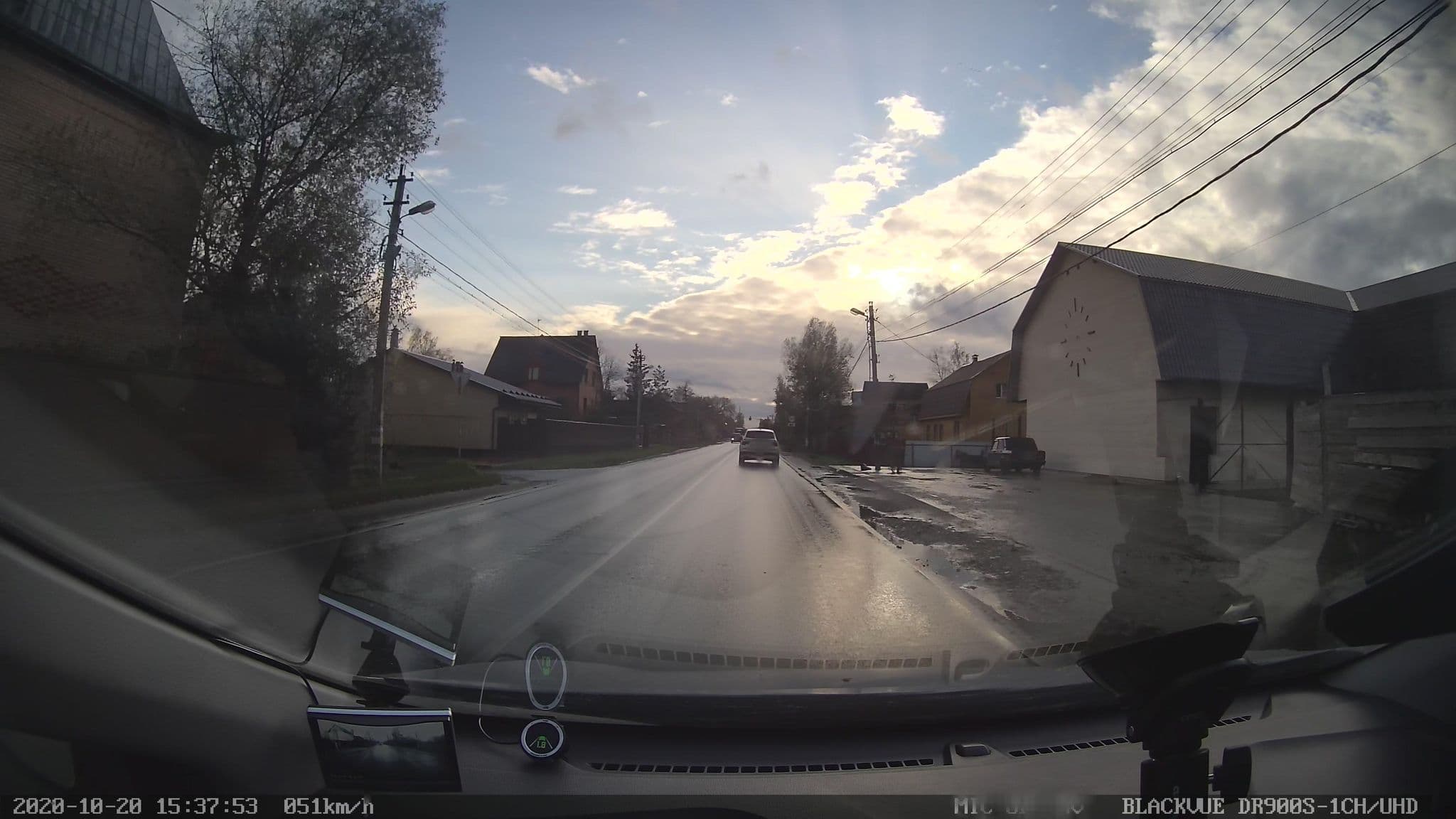 Street view near Дом с часами, Domodedovo — © petunder (CC BY-SA · Mapillary)