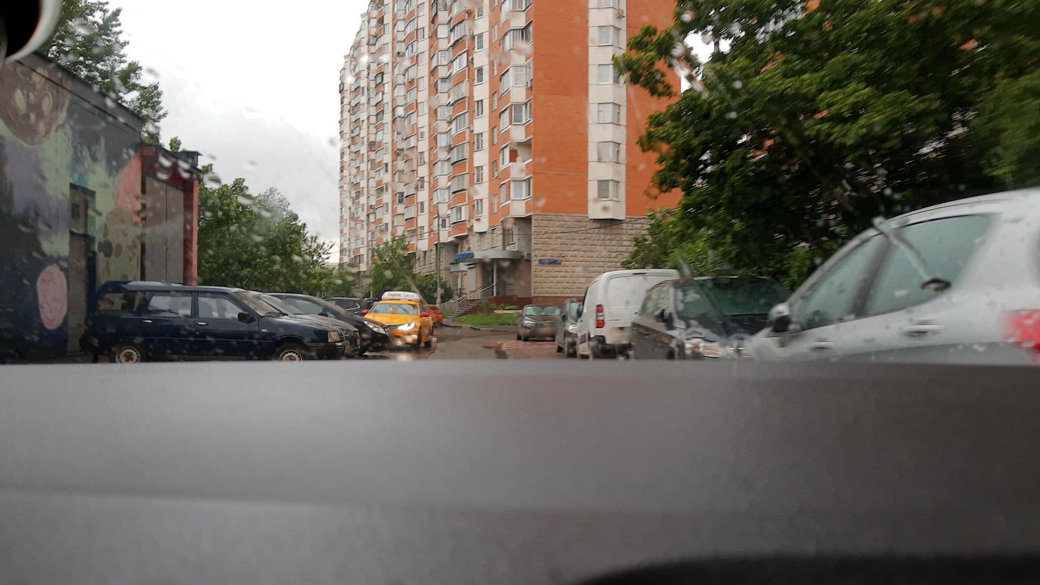 Street view near Дмитрий, Lyublino — © phoneuploader (CC BY-SA · Mapillary)