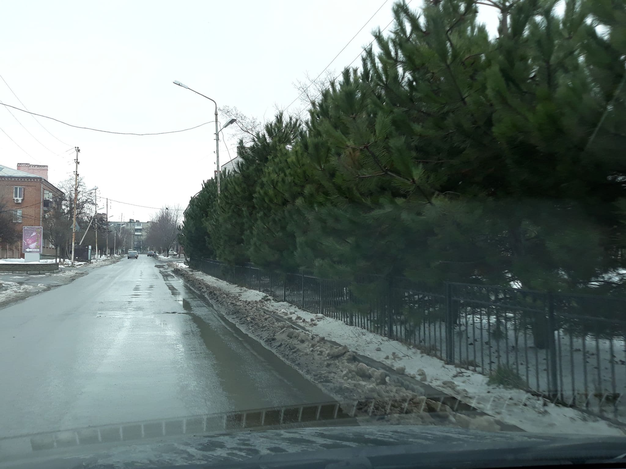 Street view near Гостиница Извольте, Taganrog — © shagrat2 (CC BY-SA · Mapillary)
