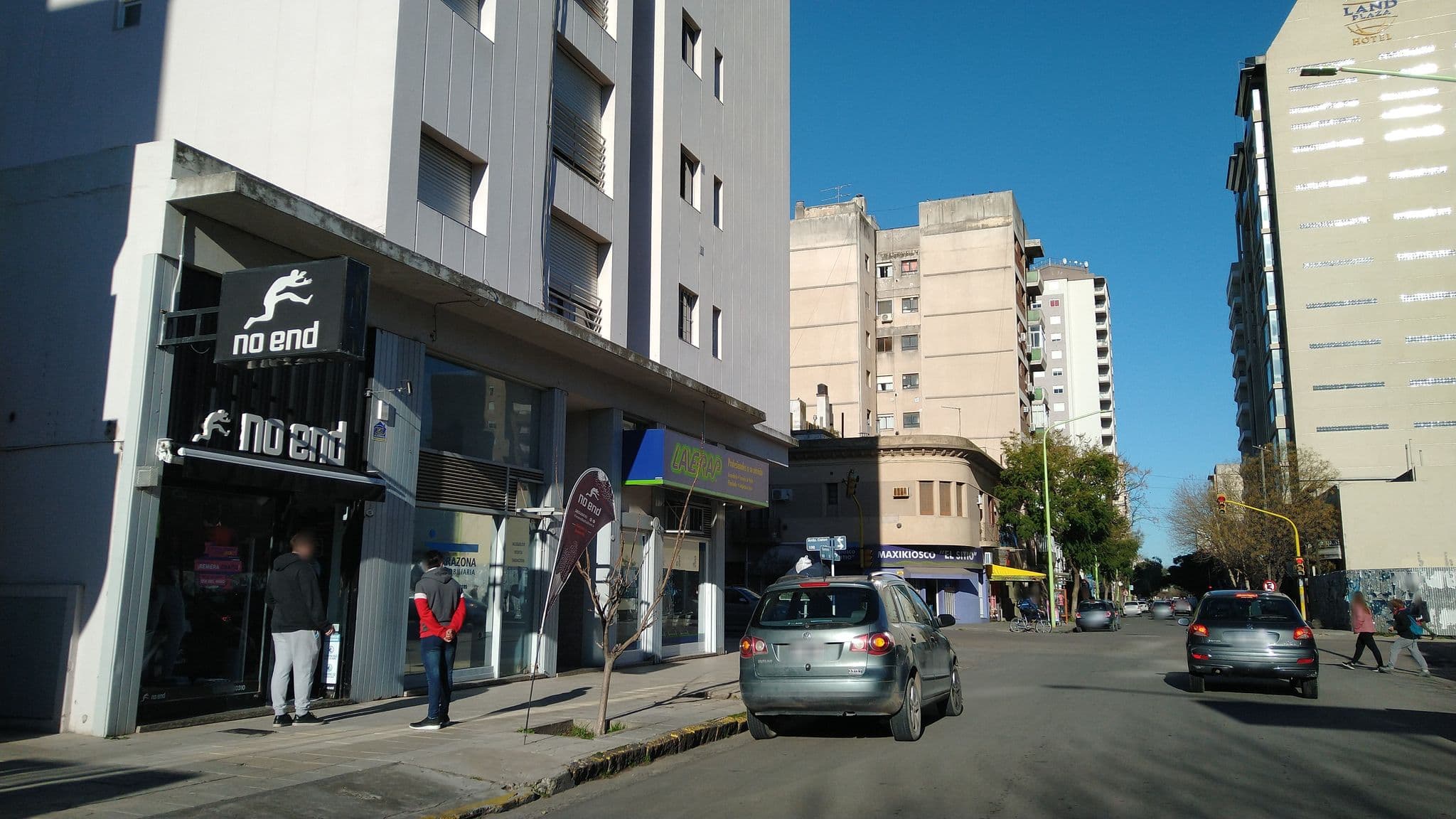 Street view near Departamentos Güemes 22 Apart, Bahía Blanca — © kcho (CC BY-SA · Mapillary)