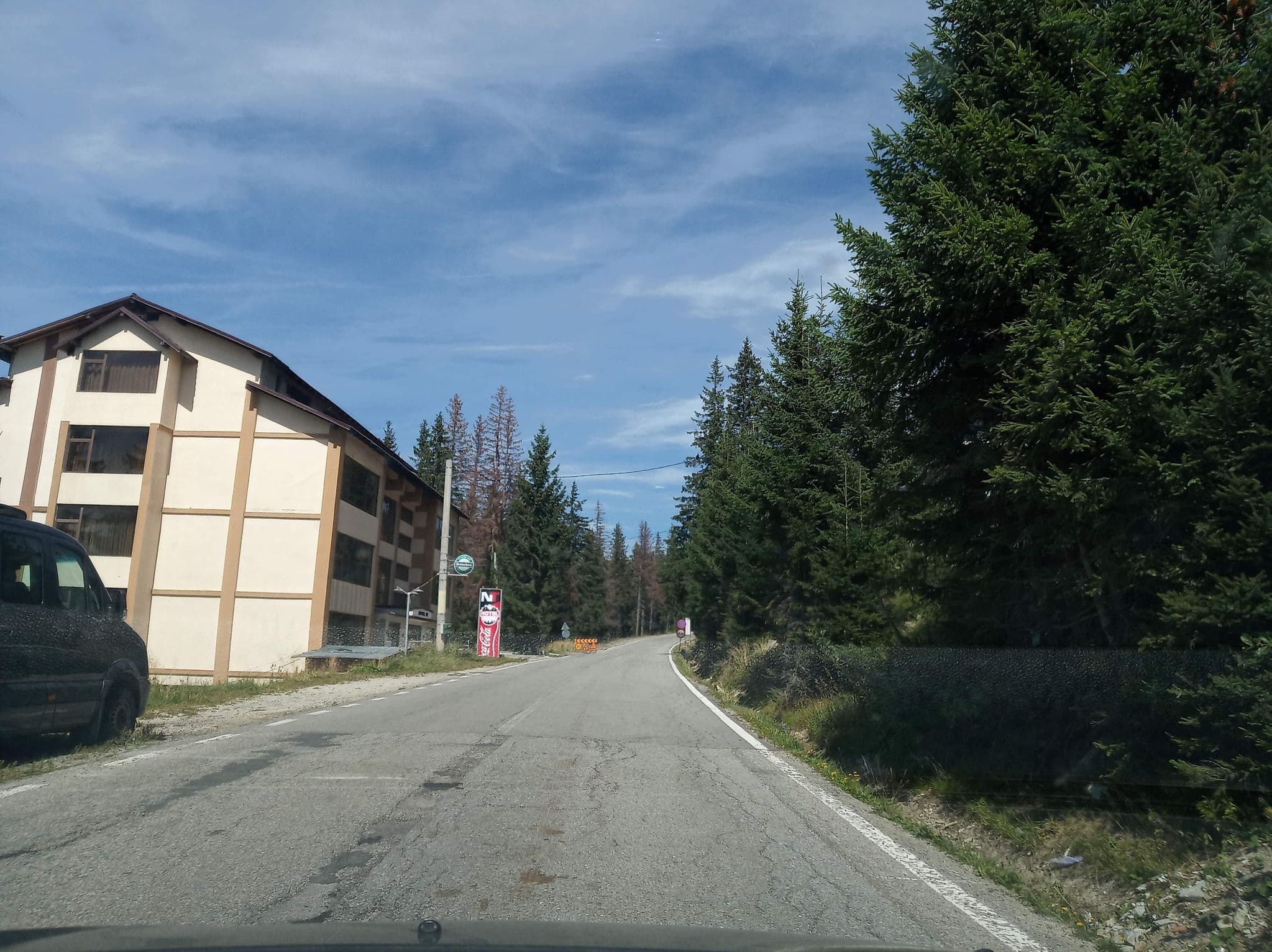 Street view near RESORT&SPA RANCA, Polovragi — © tavi (CC BY-SA · Mapillary)