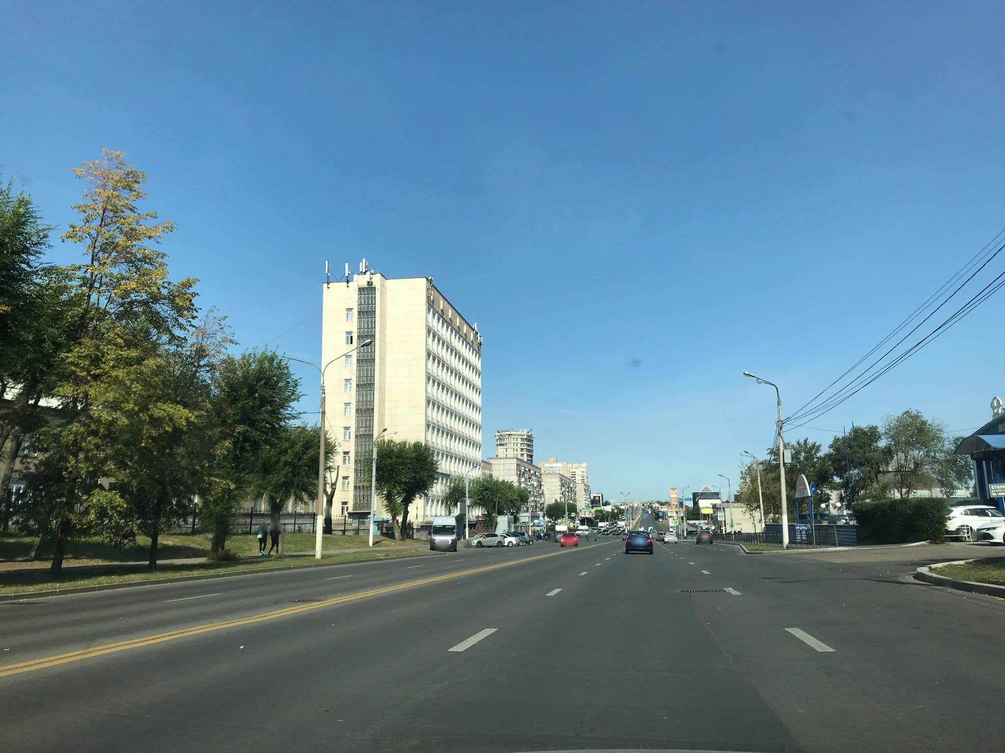 Street view near гостиница Урал, Magnitogorsk — © tiger65 (CC BY-SA · Mapillary)