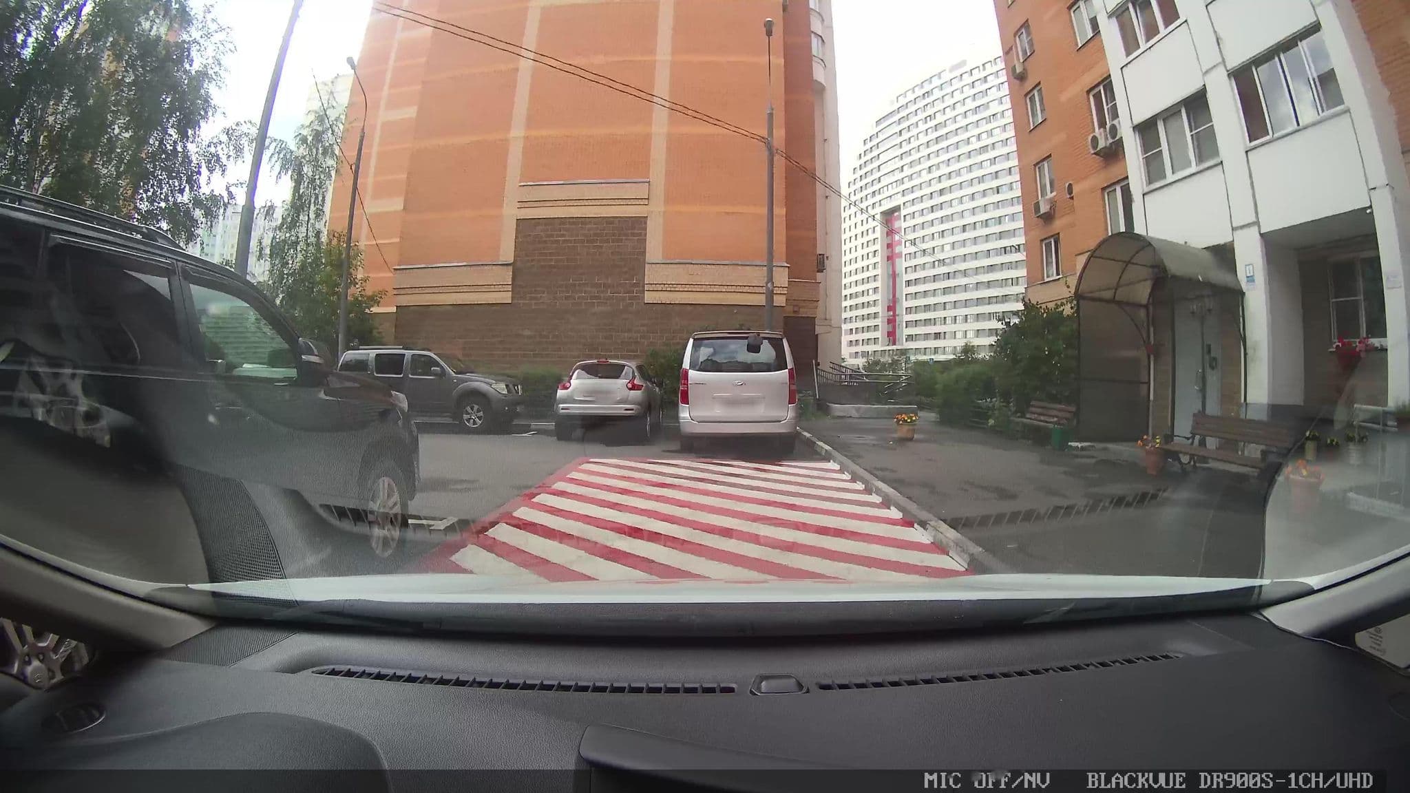 Street view near VYSOTA 2, Sokol — © cmcozychez (CC BY-SA · Mapillary)