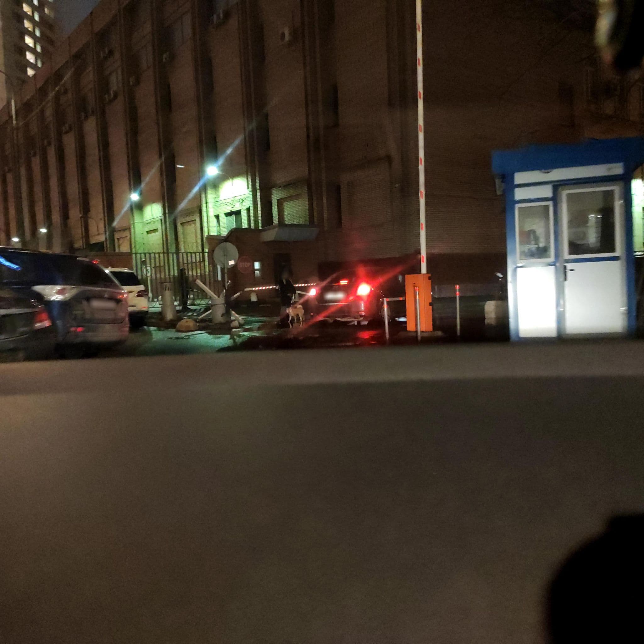 Street view near Пашина Машина Без Бензина, Печалка, Presnenskiy — © phoneuploader (CC BY-SA · Mapillary)