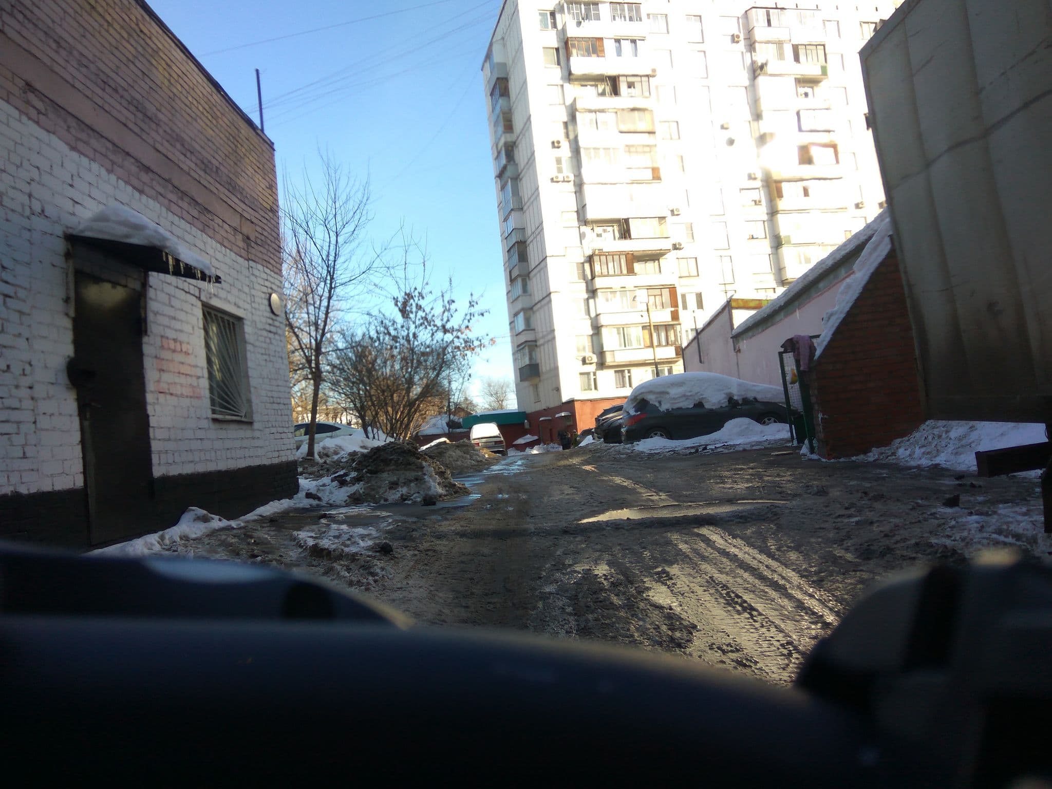Street view near "Рублев", Bogorodskoye — © trolleway (CC BY-SA · Mapillary)