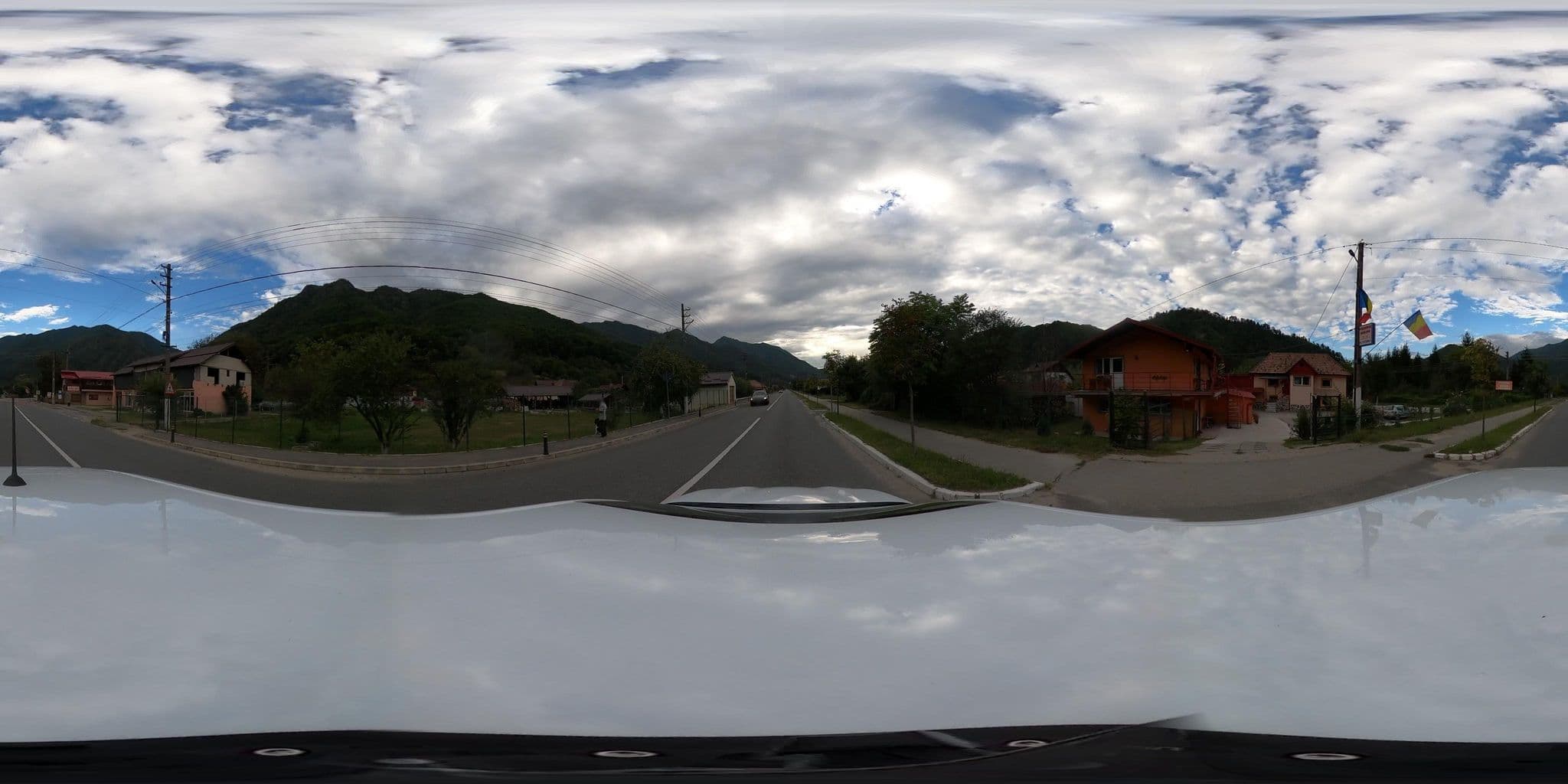 Street view near Pensiunea Ramona, Brezoi — © Pill0r360 (CC BY-SA · Mapillary)