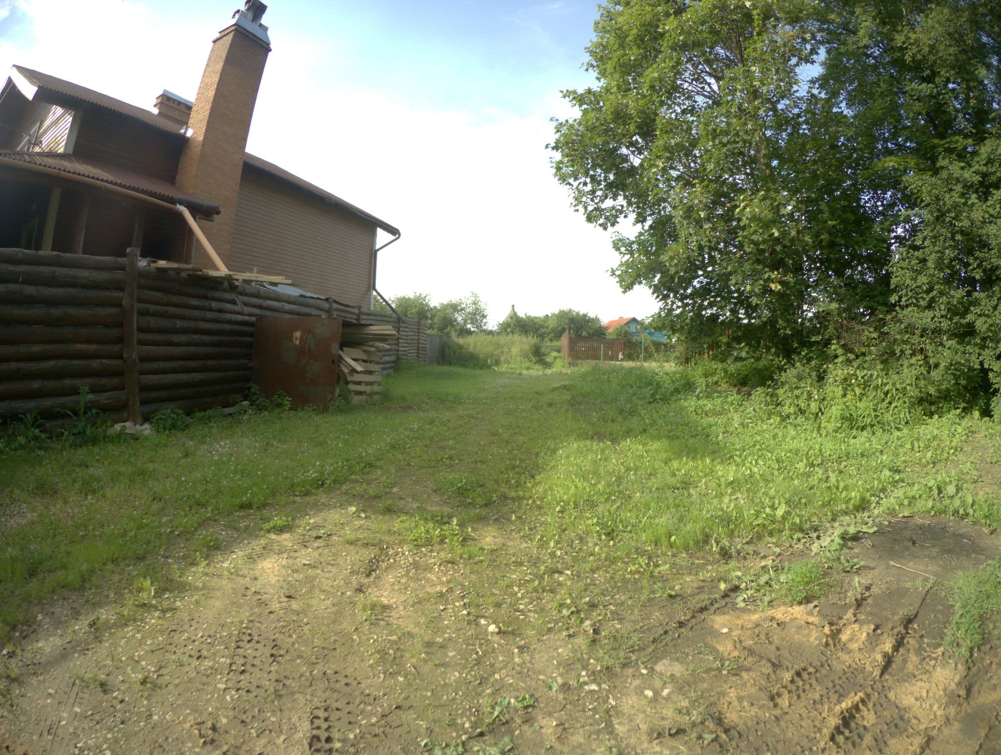 Street view near Русская изба, Suzdal’ — © xmd5a (CC BY-SA · Mapillary)