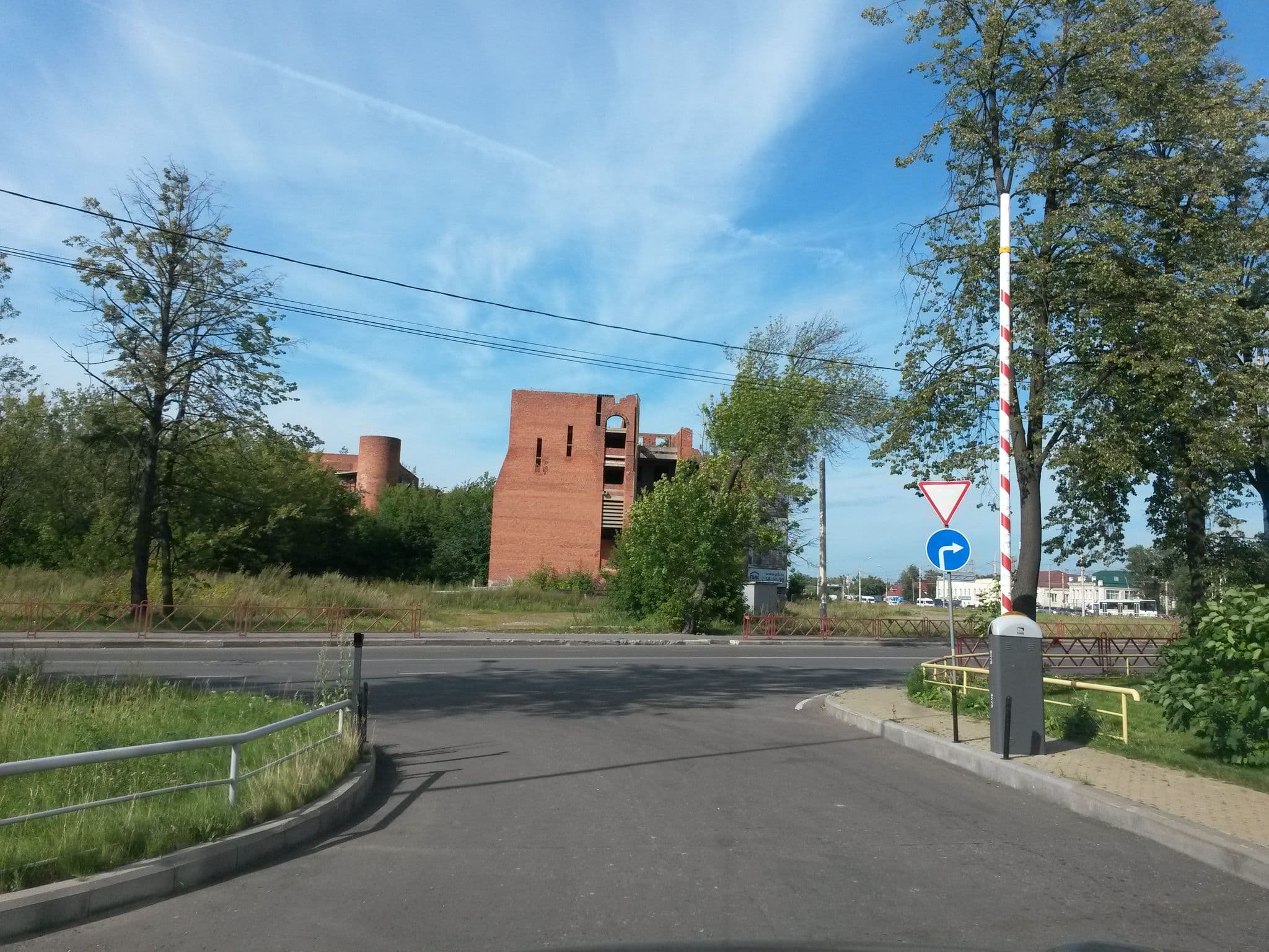 Street view near Номер 502, Yaroslavl — © vikdd (CC BY-SA · Mapillary)