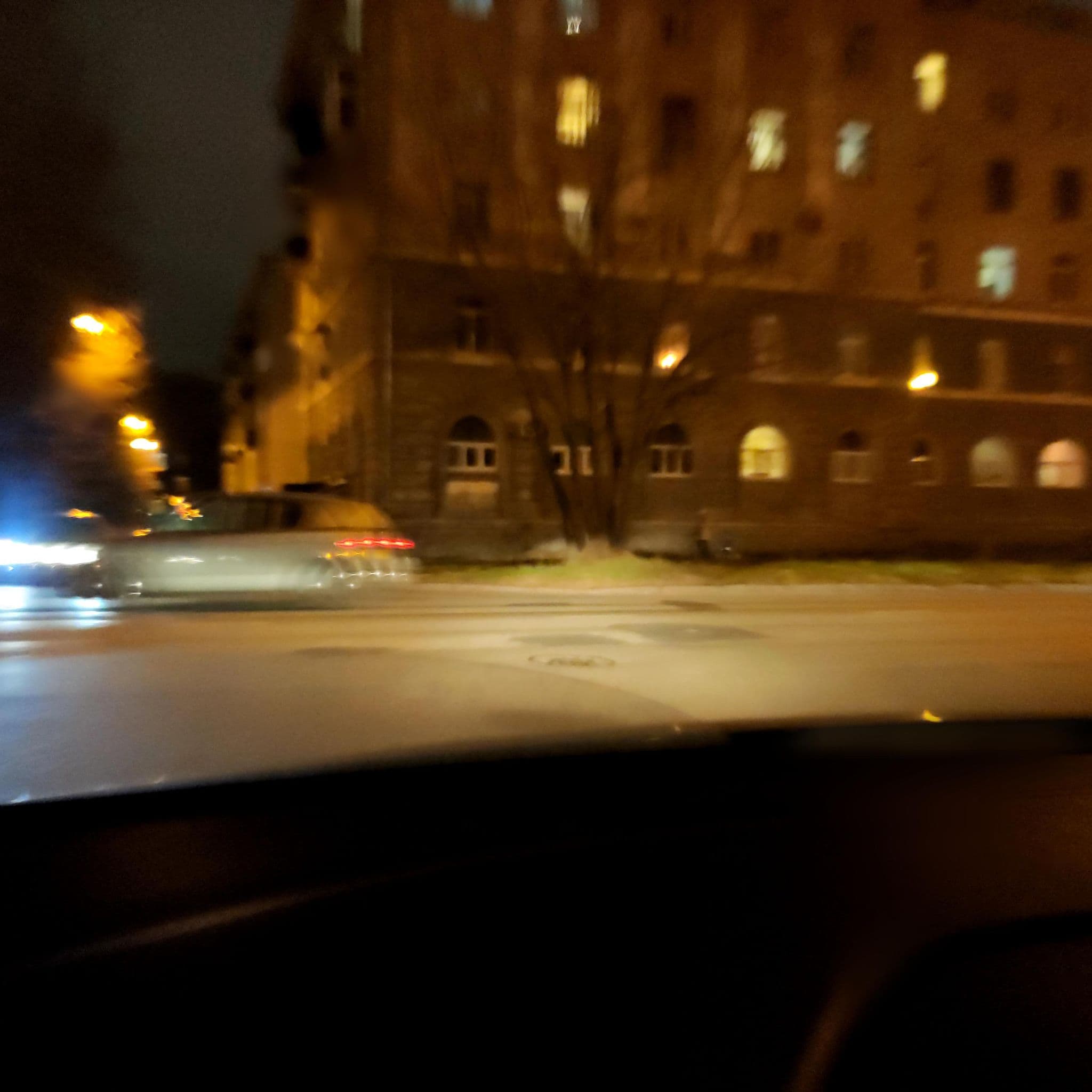Street view near Гостиница Эдем, Kazan — © phoneuploader (CC BY-SA · Mapillary)