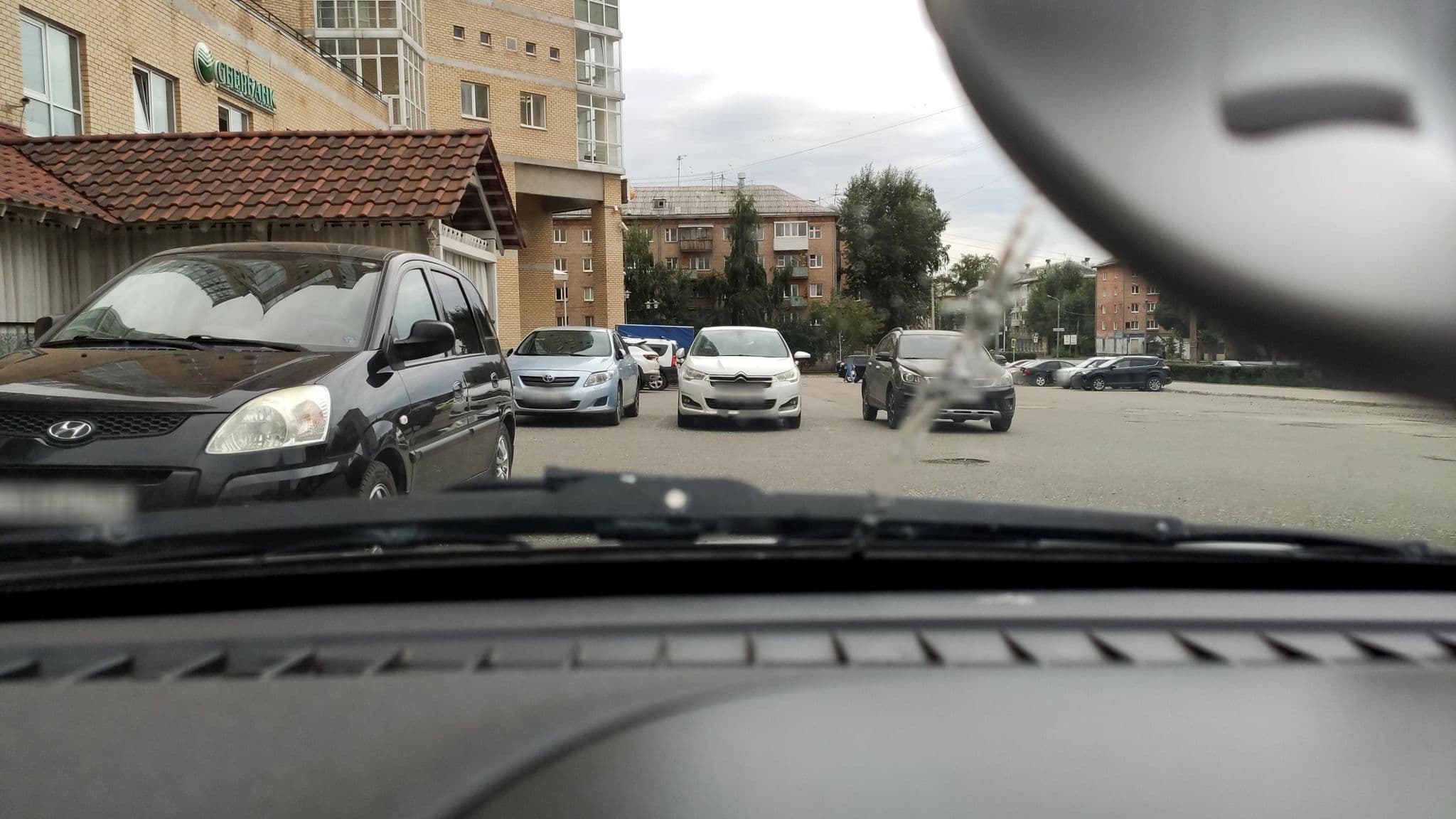 Street view near Hilton Garden Inn, Kondratovo — © phoneuploader (CC BY-SA · Mapillary)
