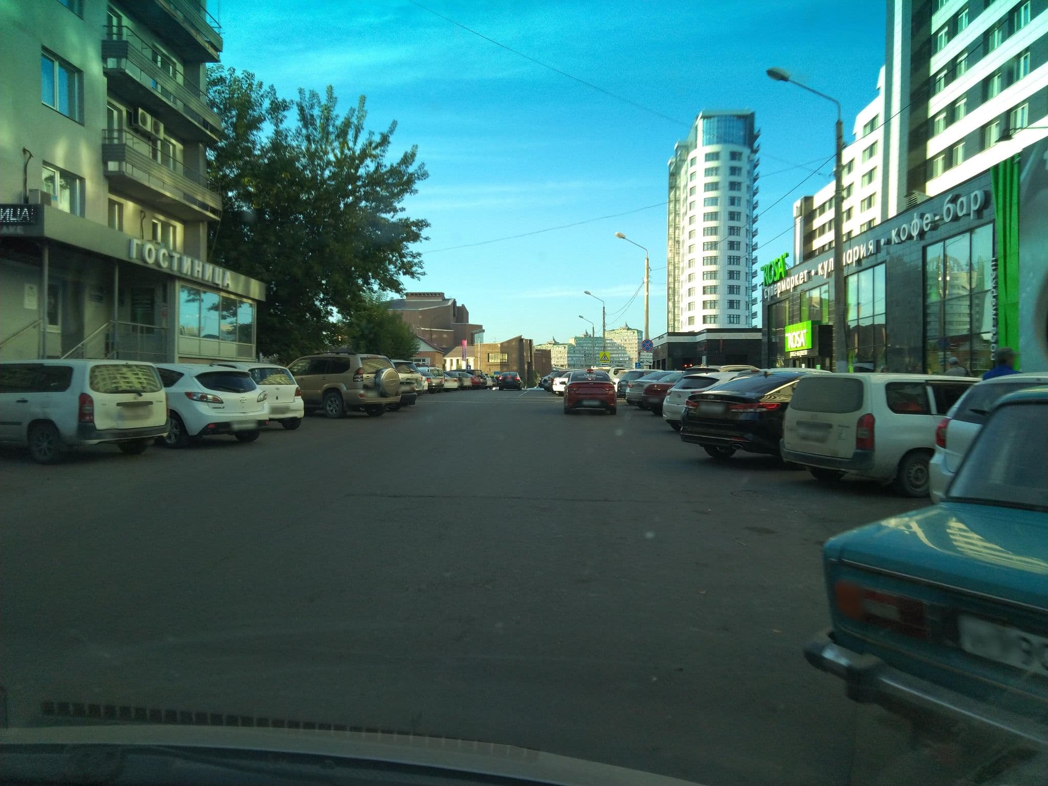 Street view near На стрелке, Krasnoyarsk — © romanf748 (CC BY-SA · Mapillary)