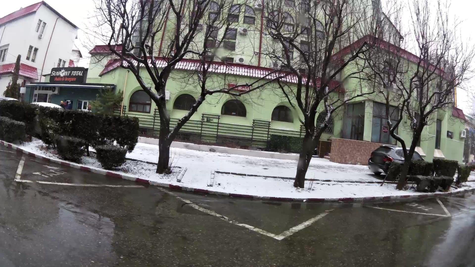 Street view near Valahia, Târgovişte — © kaartcam (CC BY-SA · Mapillary)