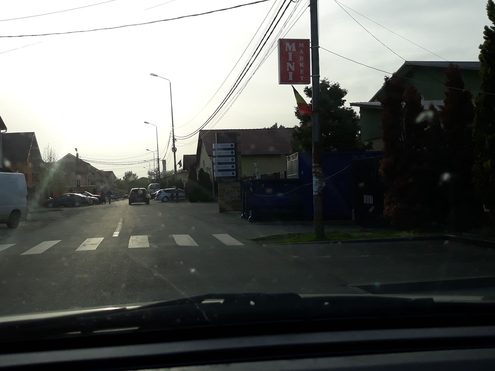 Street view near Camera 120, Alparea — © murmidon (CC BY-SA · Mapillary)