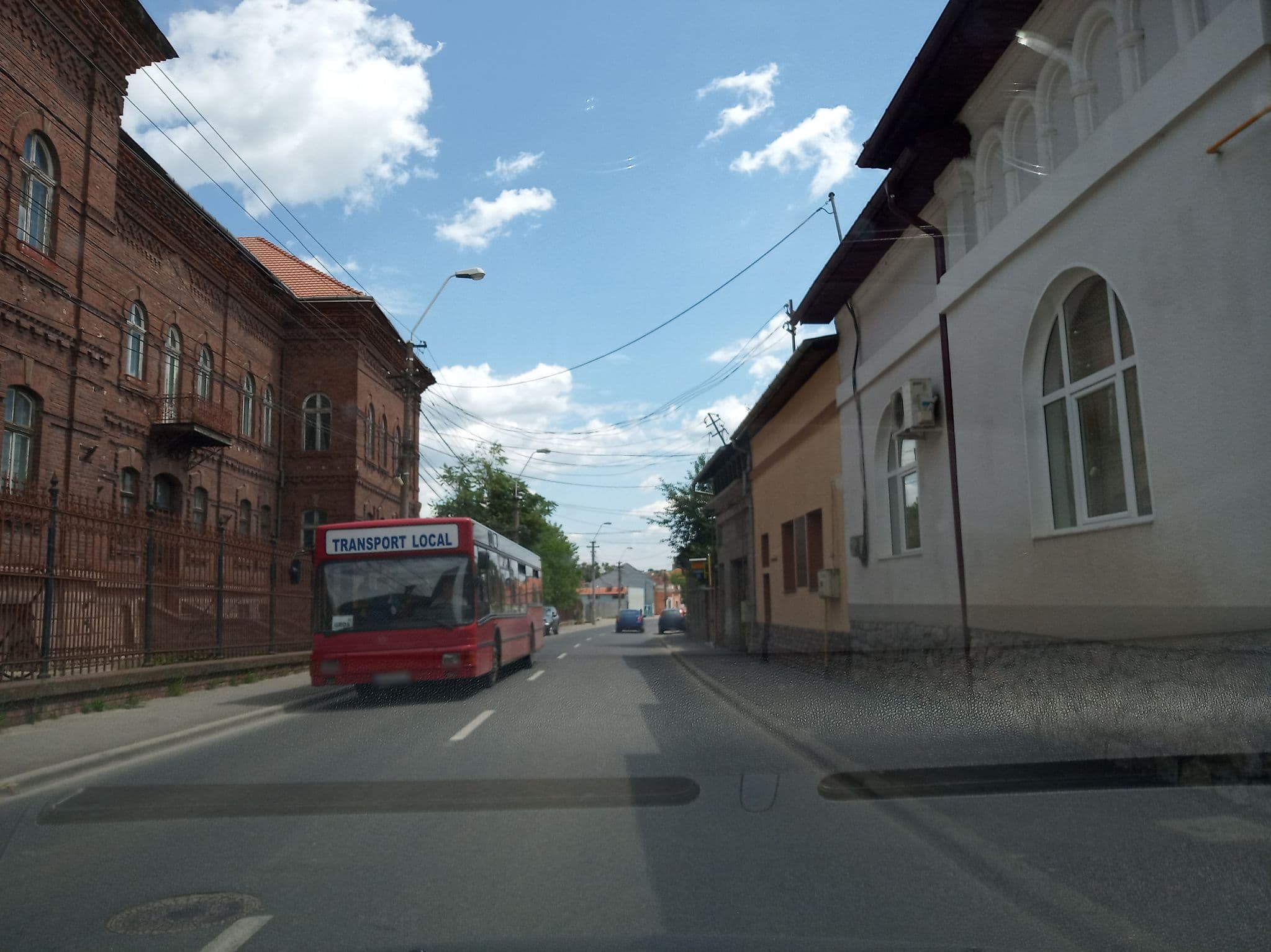 Street view near Corvin And Bedroom, Hunedoara — © tavi (CC BY-SA · Mapillary)