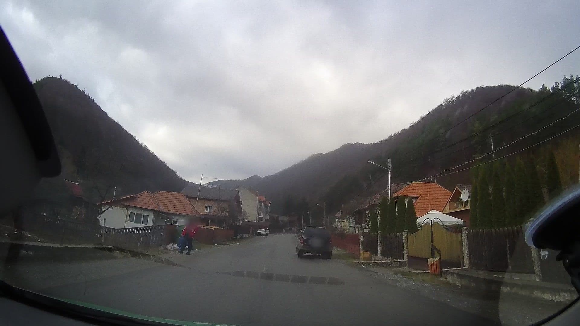 Street view near Pensiune Valea Ierii, Valea Ierii — © tavi (CC BY-SA · Mapillary)