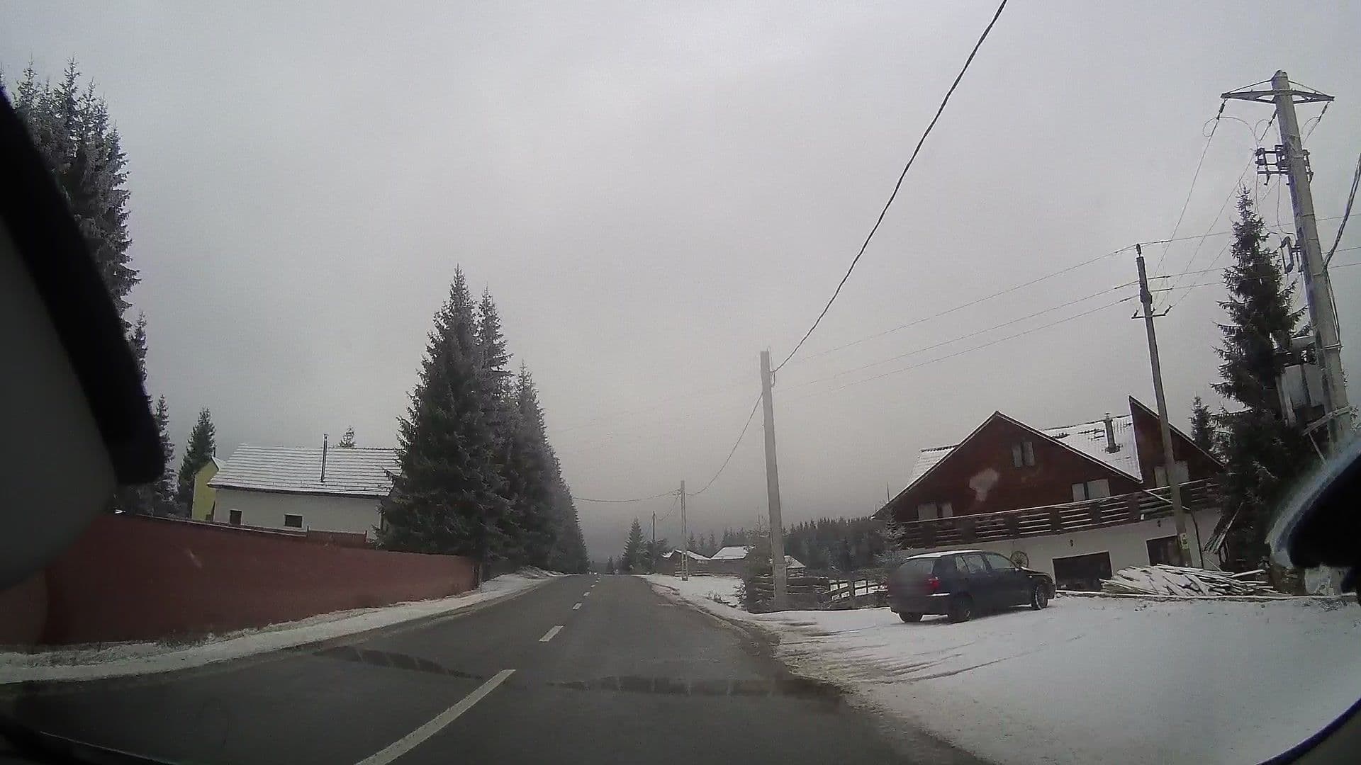 Street view near Pensiunea Meridian, Beliş — © tavi (CC BY-SA · Mapillary)