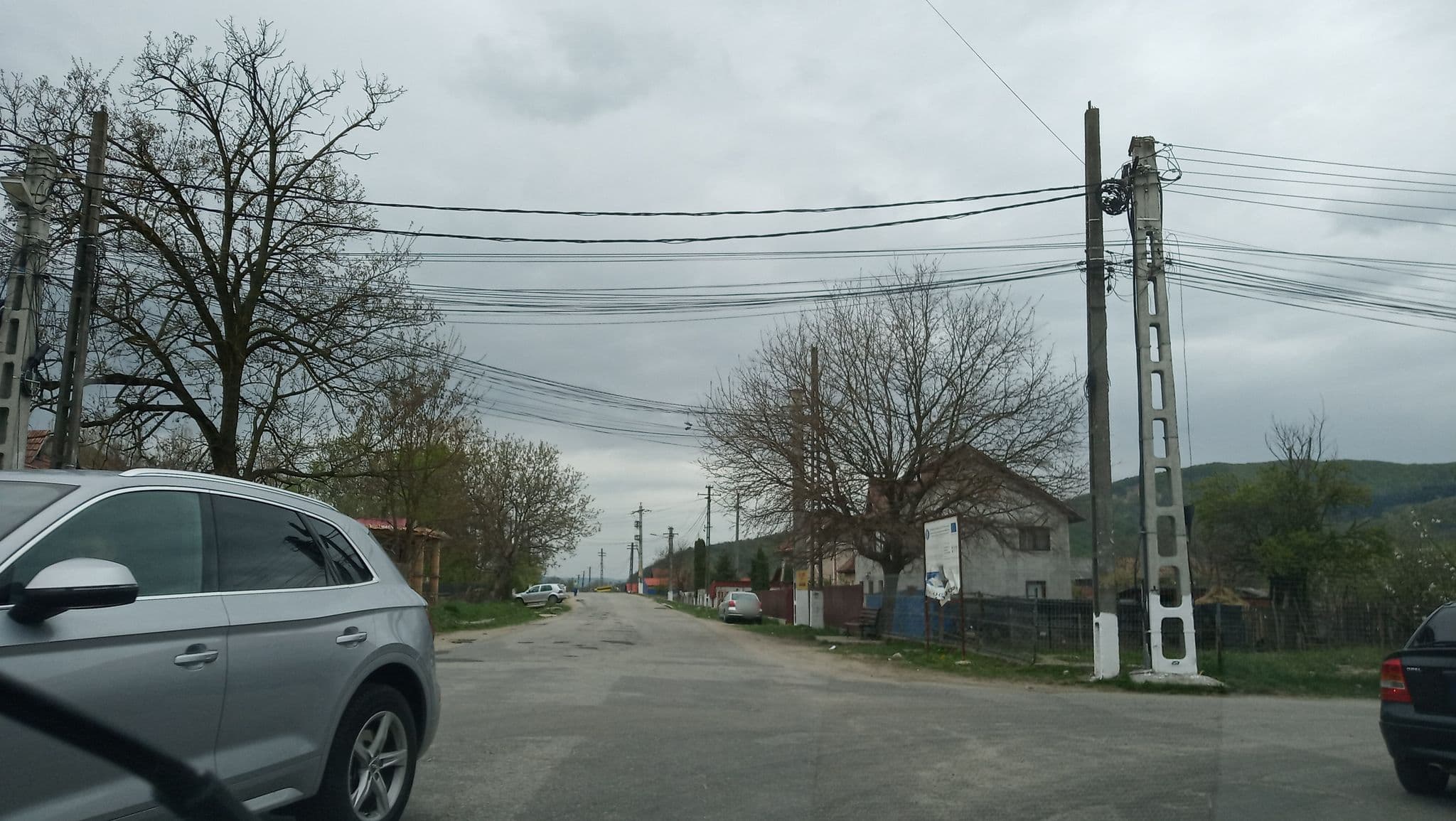 Street view near Crăiasa Pădurii, Bujoreni — © tavi (CC BY-SA · Mapillary)