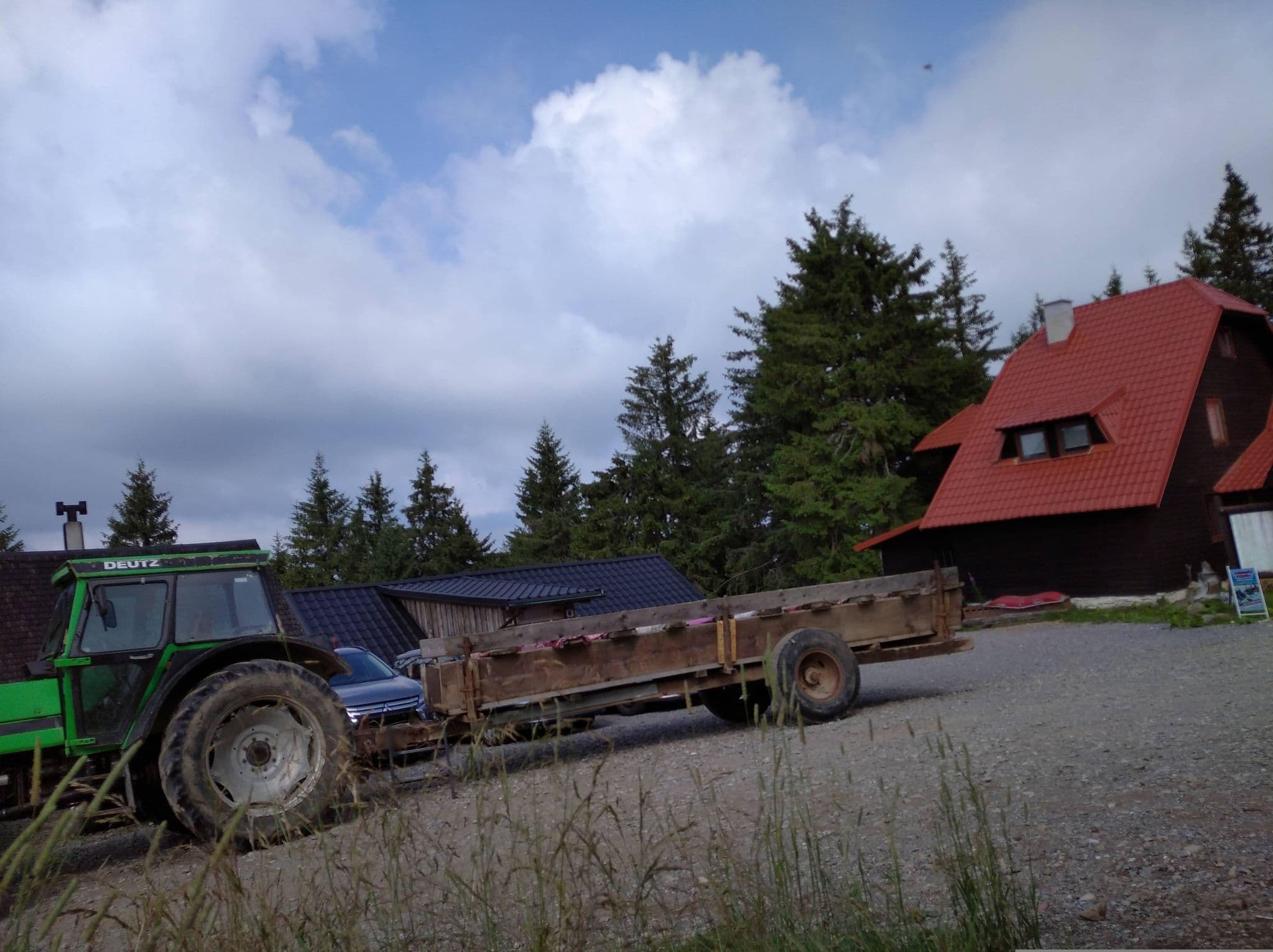 Street view near Vitus Panzió, Căpâlniţa — © grozsa11 (CC BY-SA · Mapillary)