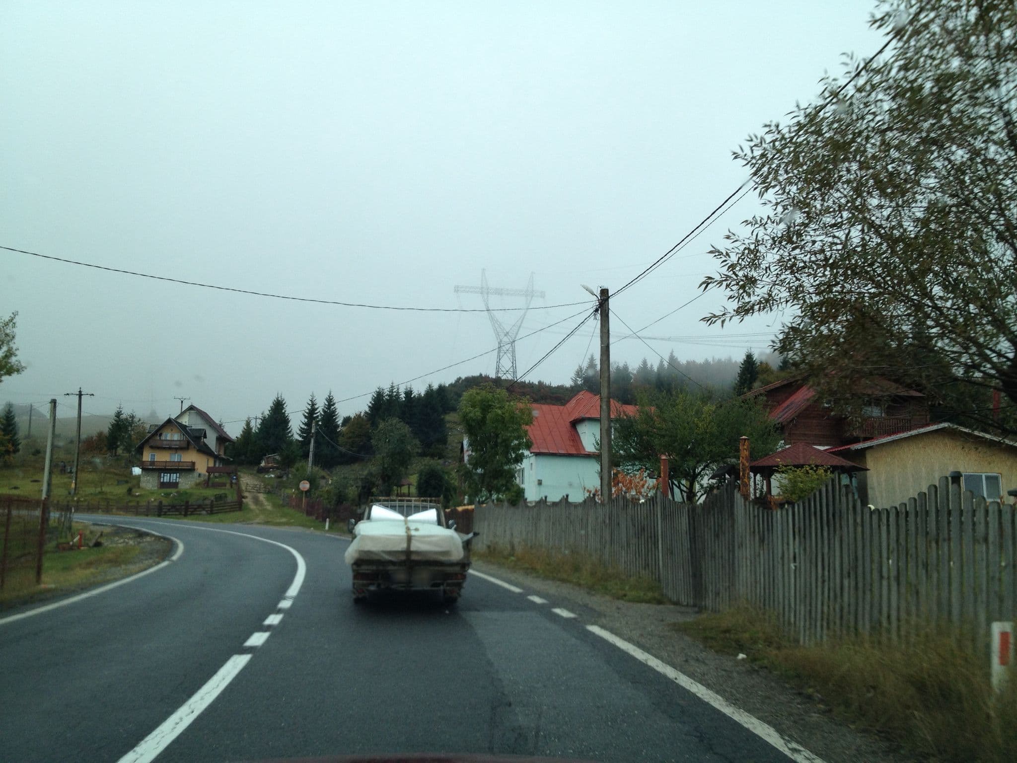 Street view near Vila Safir, Moeciu de Jos — © ciprian (CC BY-SA · Mapillary)