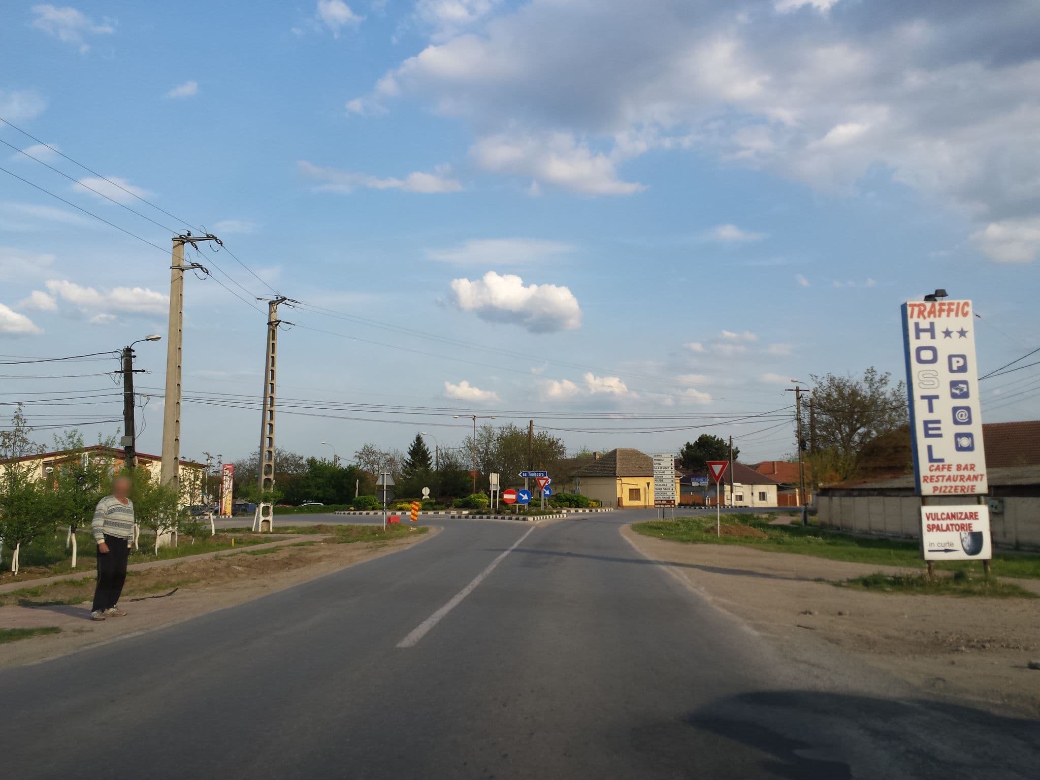 Street view near Traffic, Sânnicolau Mare — © rudolfmayer (CC BY-SA · Mapillary)