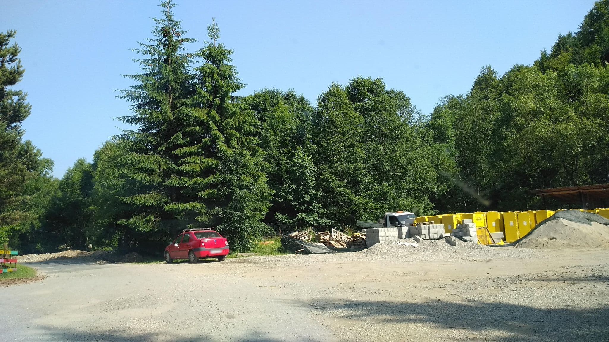 Street view near Complex Turistic Cheile Buții, Uricani — © tavi (CC BY-SA · Mapillary)