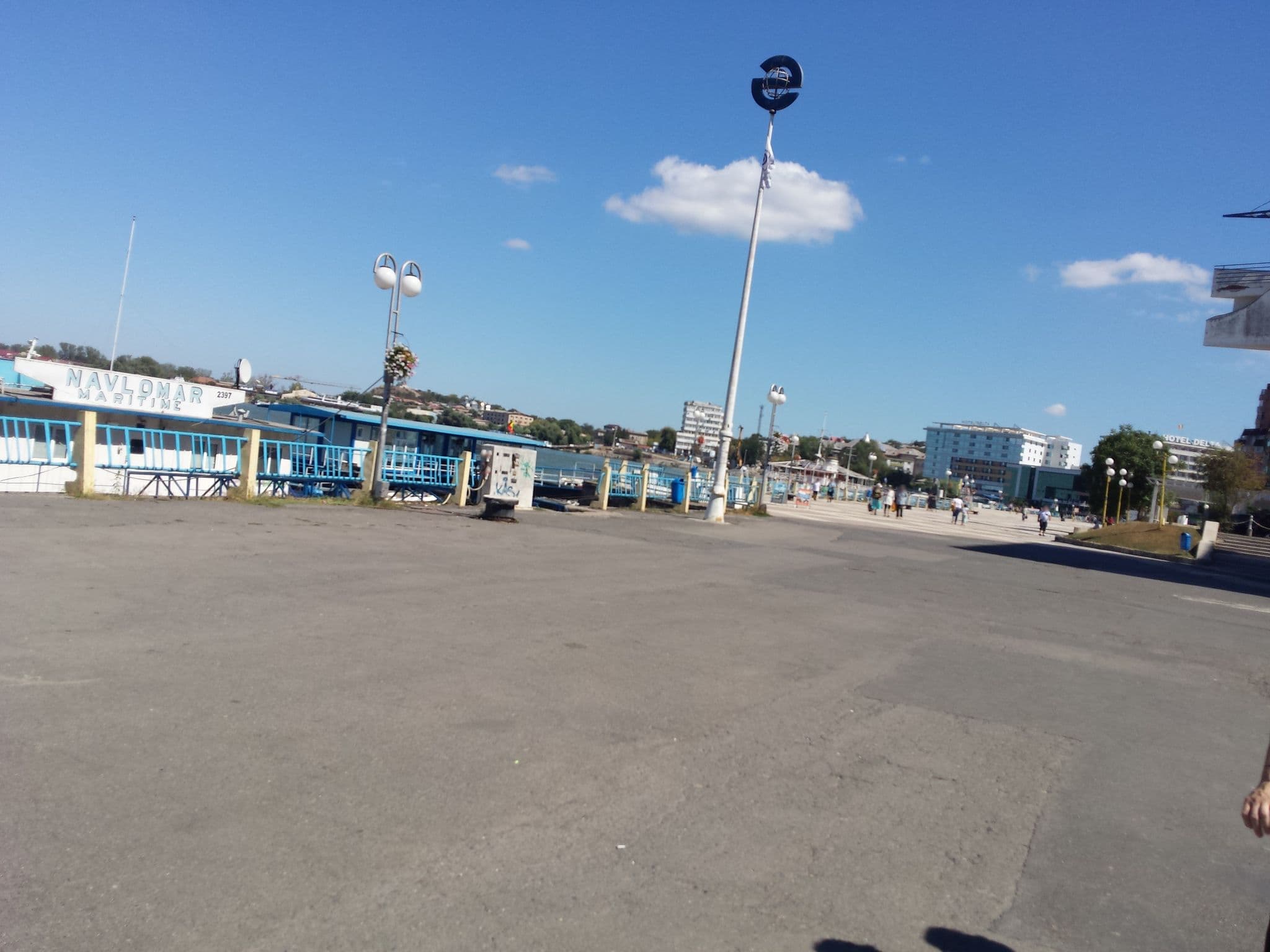 Street view near Pensiunea Onix :x, Tulcea — © rsandu (CC BY-SA · Mapillary)