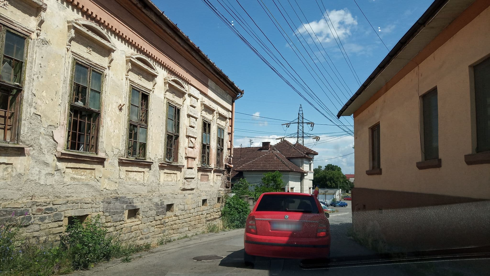 Street view near La Fontaine, Hunedoara — © tavi (CC BY-SA · Mapillary)