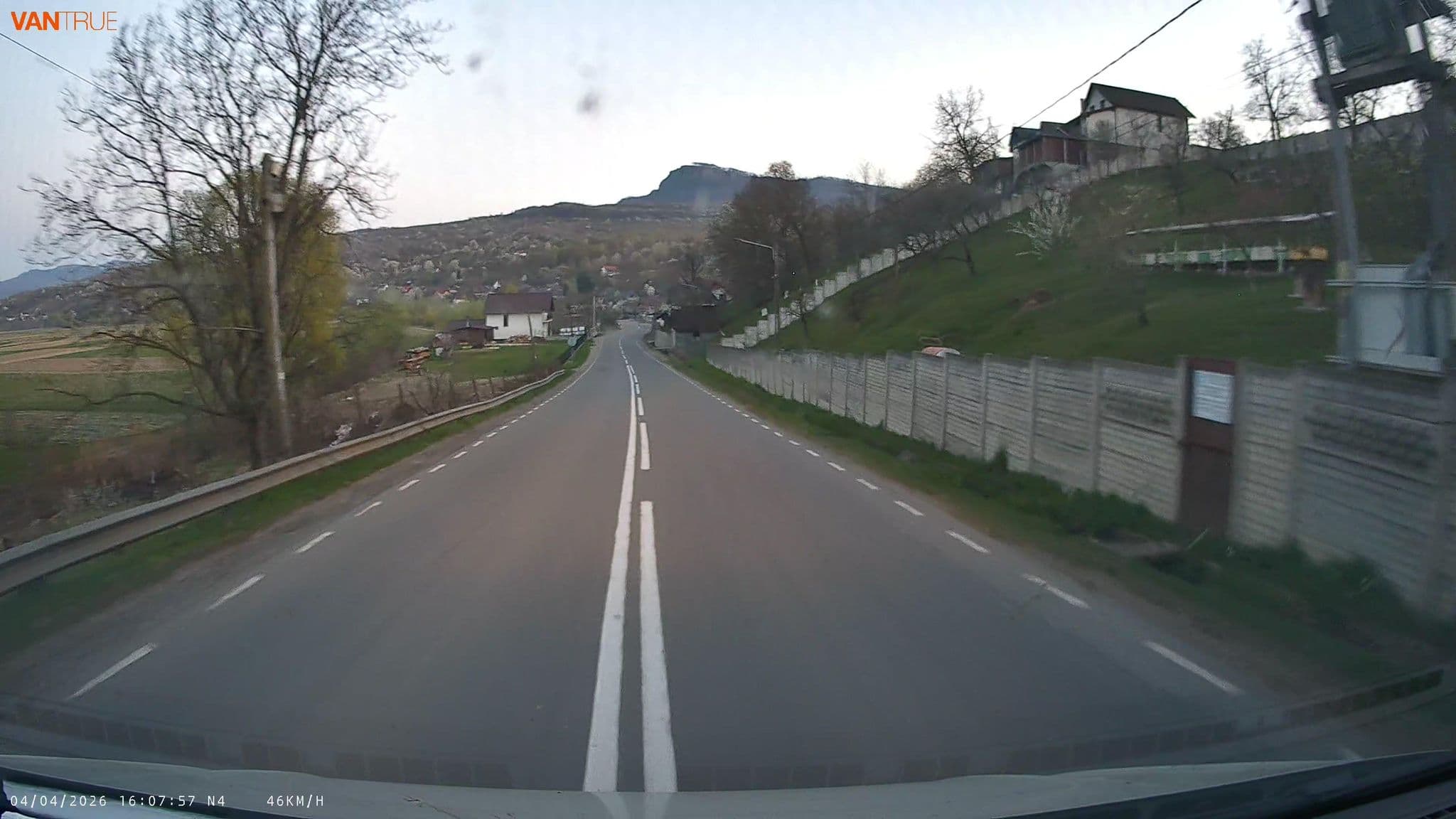 Street view near готель Вернісаж, Remeţi — © lucia_ (CC BY-SA · Mapillary)