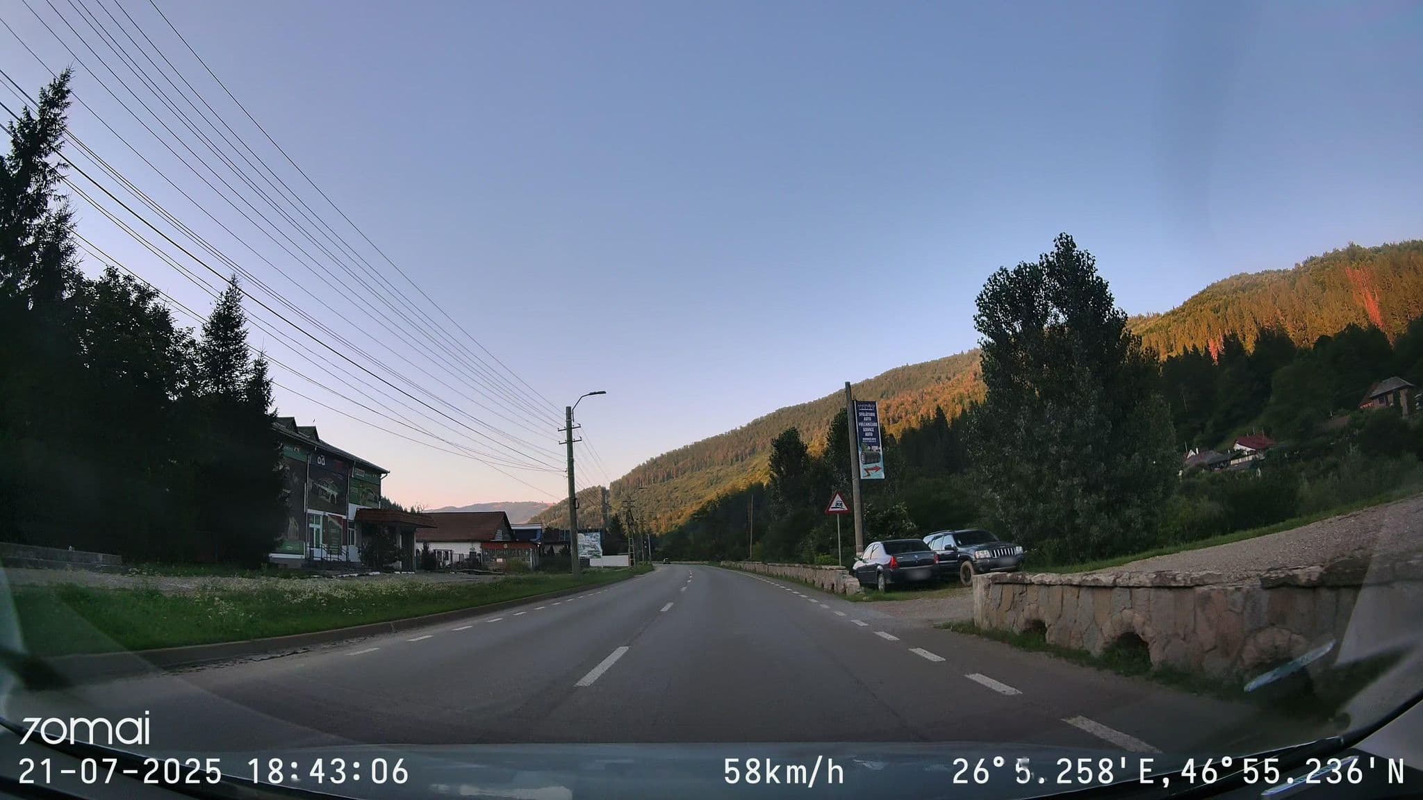 Street view near Pensiunea La Măriuca, Dodeni — © doriel (CC BY-SA · Mapillary)